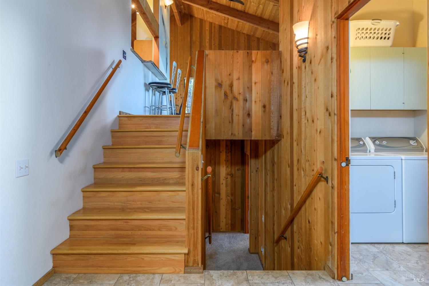 Detail Gallery Image 17 of 34 For 38120 Ocean Ridge Dr, Gualala,  CA 95445 - 2 Beds | 2/1 Baths