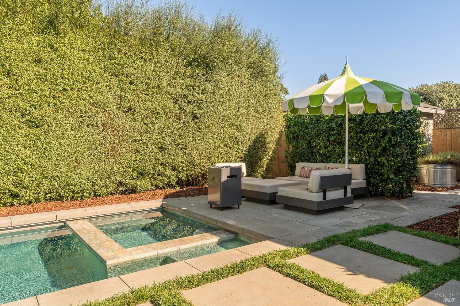 Detail Gallery Image 21 of 50 For 804 Josephine Ln, Healdsburg,  CA 95448 - 3 Beds | 2 Baths