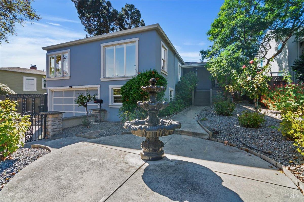 Detail Gallery Image 5 of 56 For 332 El Camino Real Unkn, Vallejo,  CA 94590 - 3 Beds | 2/1 Baths