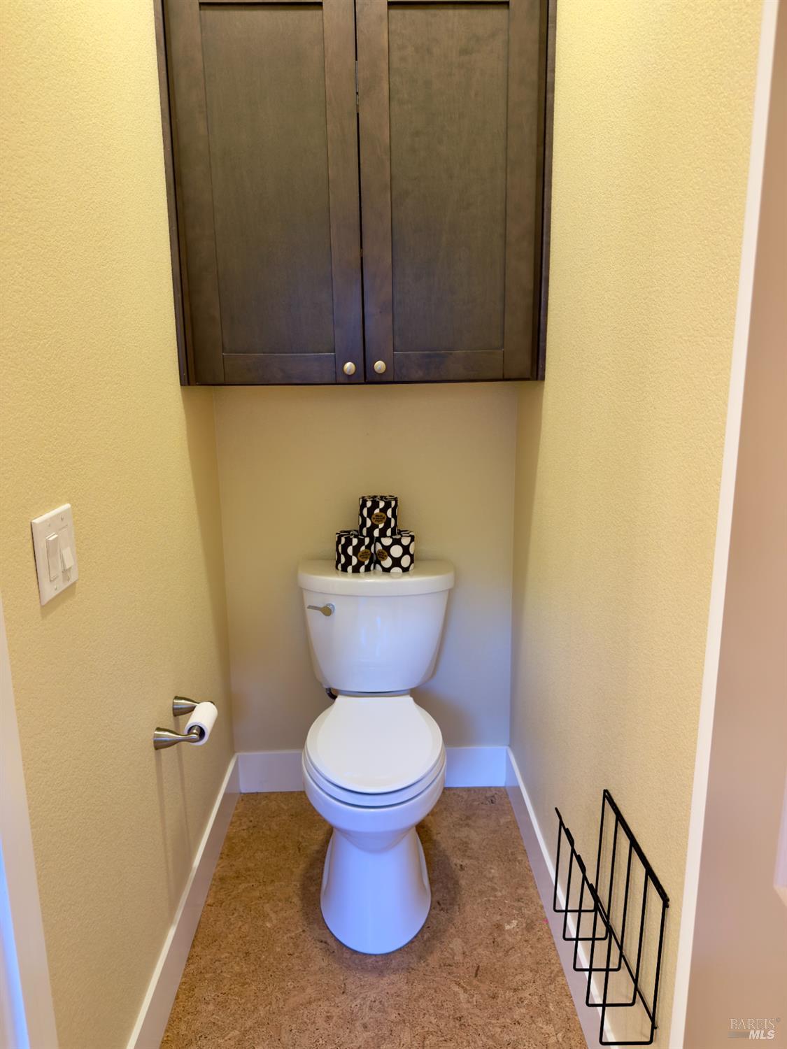 Detail Gallery Image 32 of 39 For 5240 Ne Hoyal Dr, Santa Rosa,  CA 95409 - 3 Beds | 2/1 Baths
