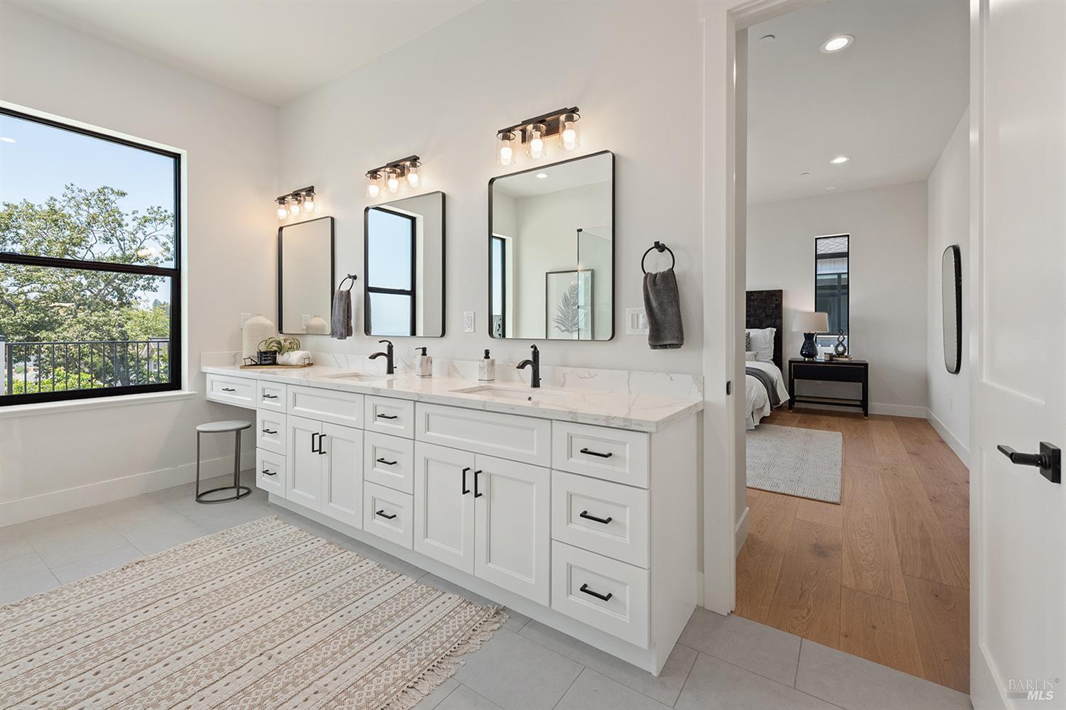 Detail Gallery Image 31 of 53 For 3749 Sawgrass Pl, Santa Rosa,  CA 95403 - 4 Beds | 4 Baths