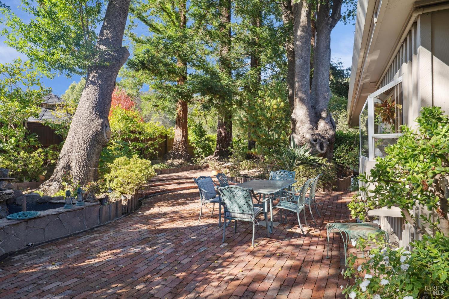 Detail Gallery Image 57 of 65 For 492 Fairway Dr, Novato,  CA 94949 - 3 Beds | 2/1 Baths