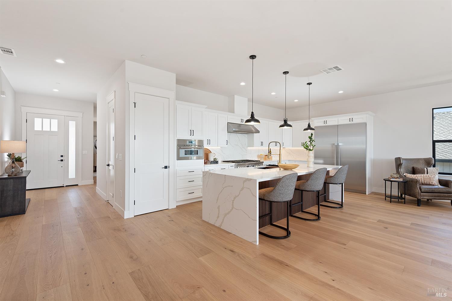 Detail Gallery Image 12 of 44 For 3763 Paxton Pl, Santa Rosa,  CA 95403 - 4 Beds | 4 Baths