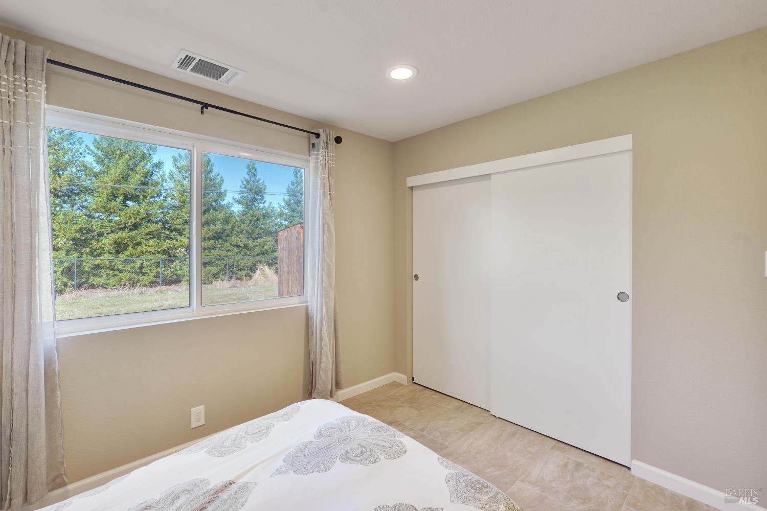 Detail Gallery Image 29 of 64 For 7208 Browns Valley Rd, Vacaville,  CA 95688 - 4 Beds | 3/1 Baths