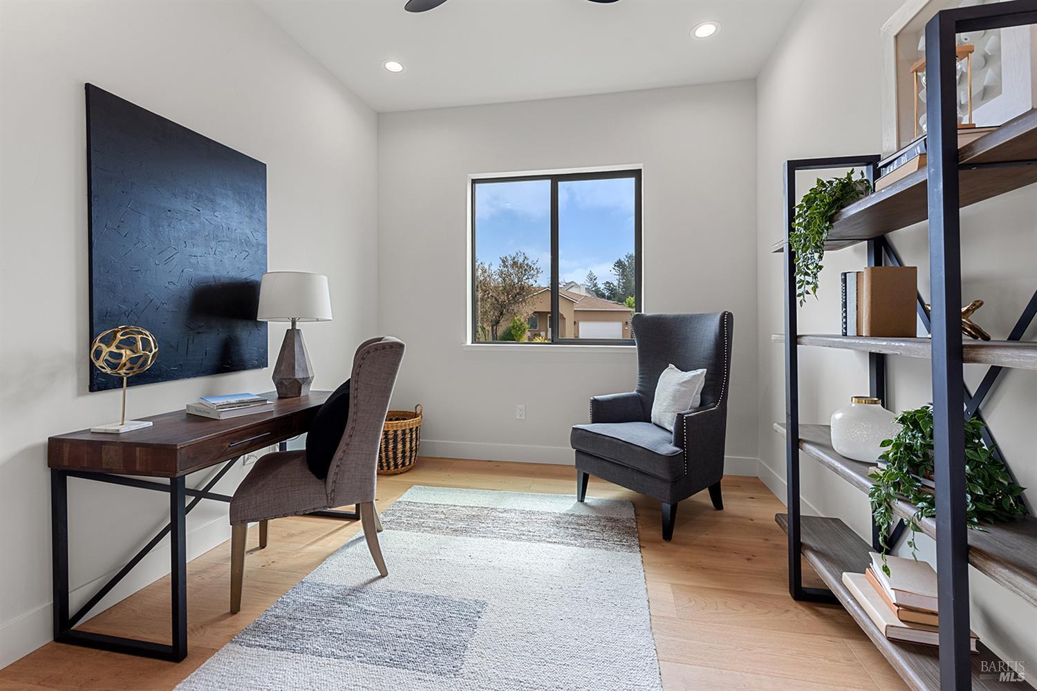 Detail Gallery Image 25 of 53 For 3749 Sawgrass Pl, Santa Rosa,  CA 95403 - 4 Beds | 4 Baths