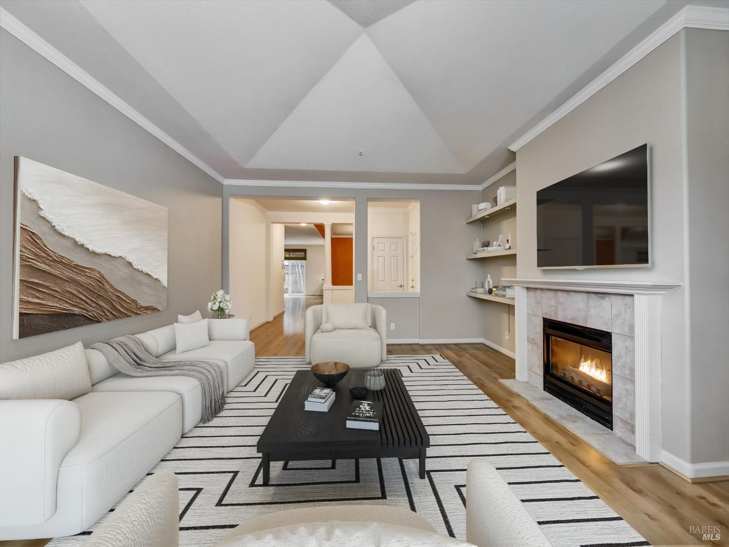 Detail Gallery Image 2 of 36 For 128 Baypoint Dr, San Rafael,  CA 94901 - 3 Beds | 2/1 Baths