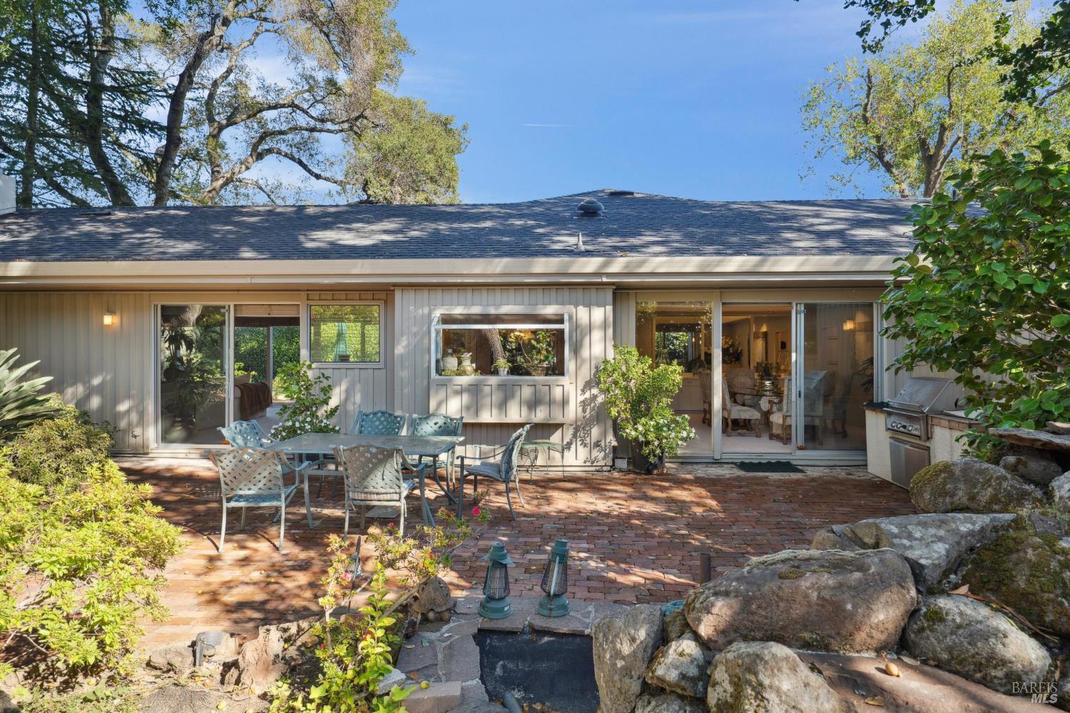 Detail Gallery Image 59 of 65 For 492 Fairway Dr, Novato,  CA 94949 - 3 Beds | 2/1 Baths