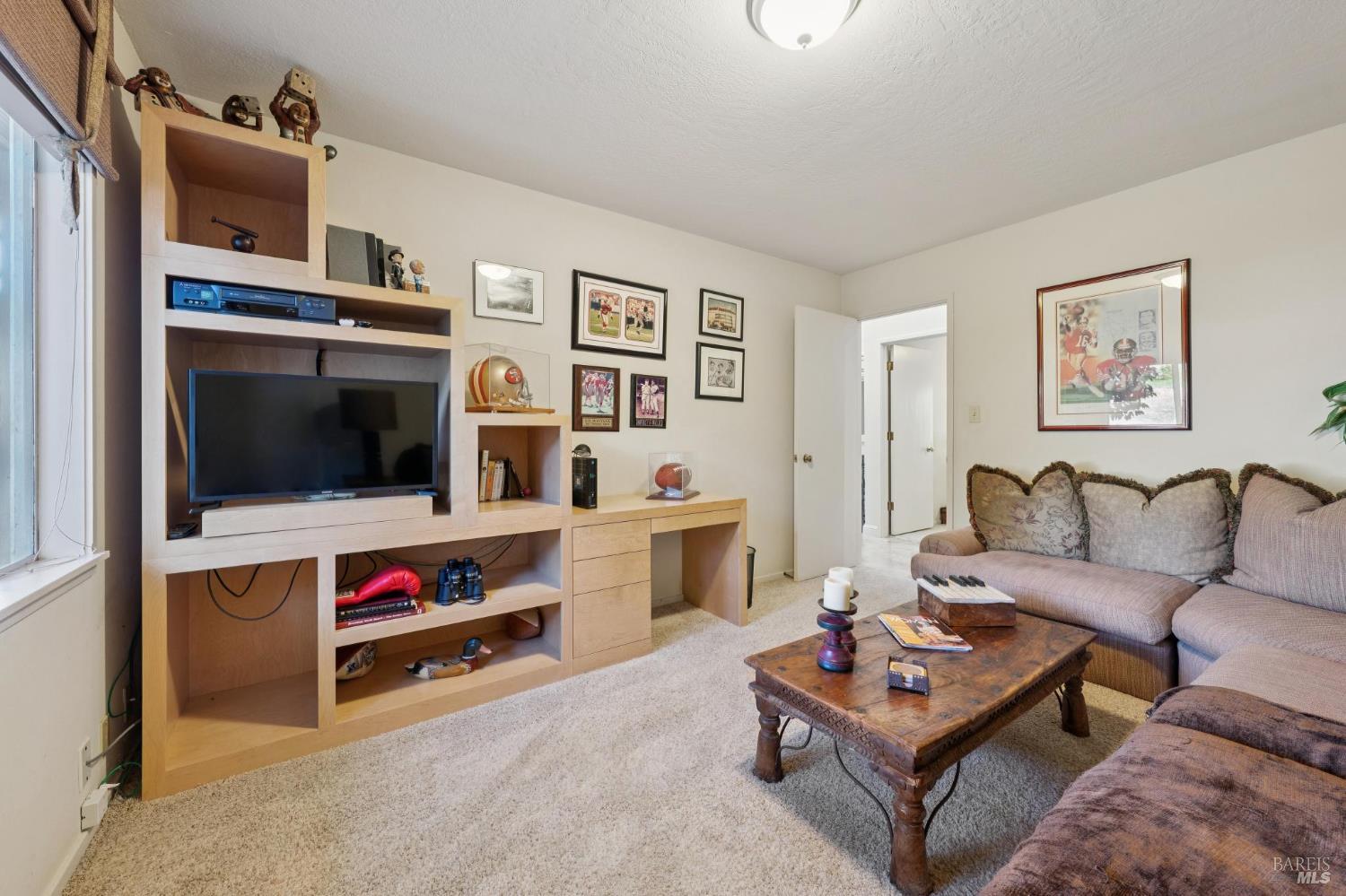 Detail Gallery Image 51 of 65 For 492 Fairway Dr, Novato,  CA 94949 - 3 Beds | 2/1 Baths