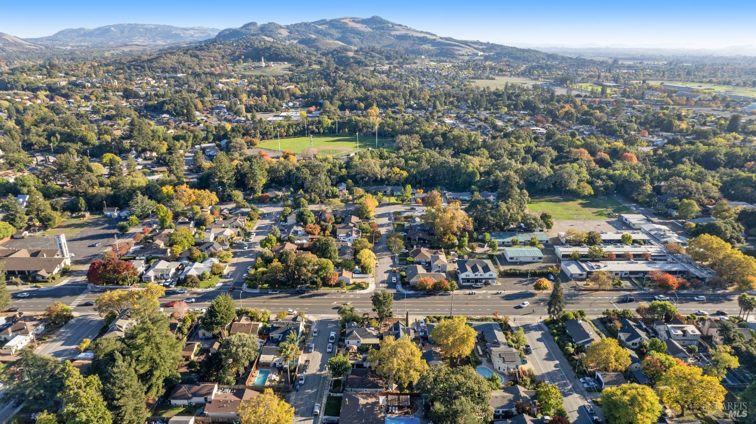 Detail Gallery Image 5 of 53 For 529 Macklyn Ave, Santa Rosa,  CA 95405 - 2 Beds | 1 Baths
