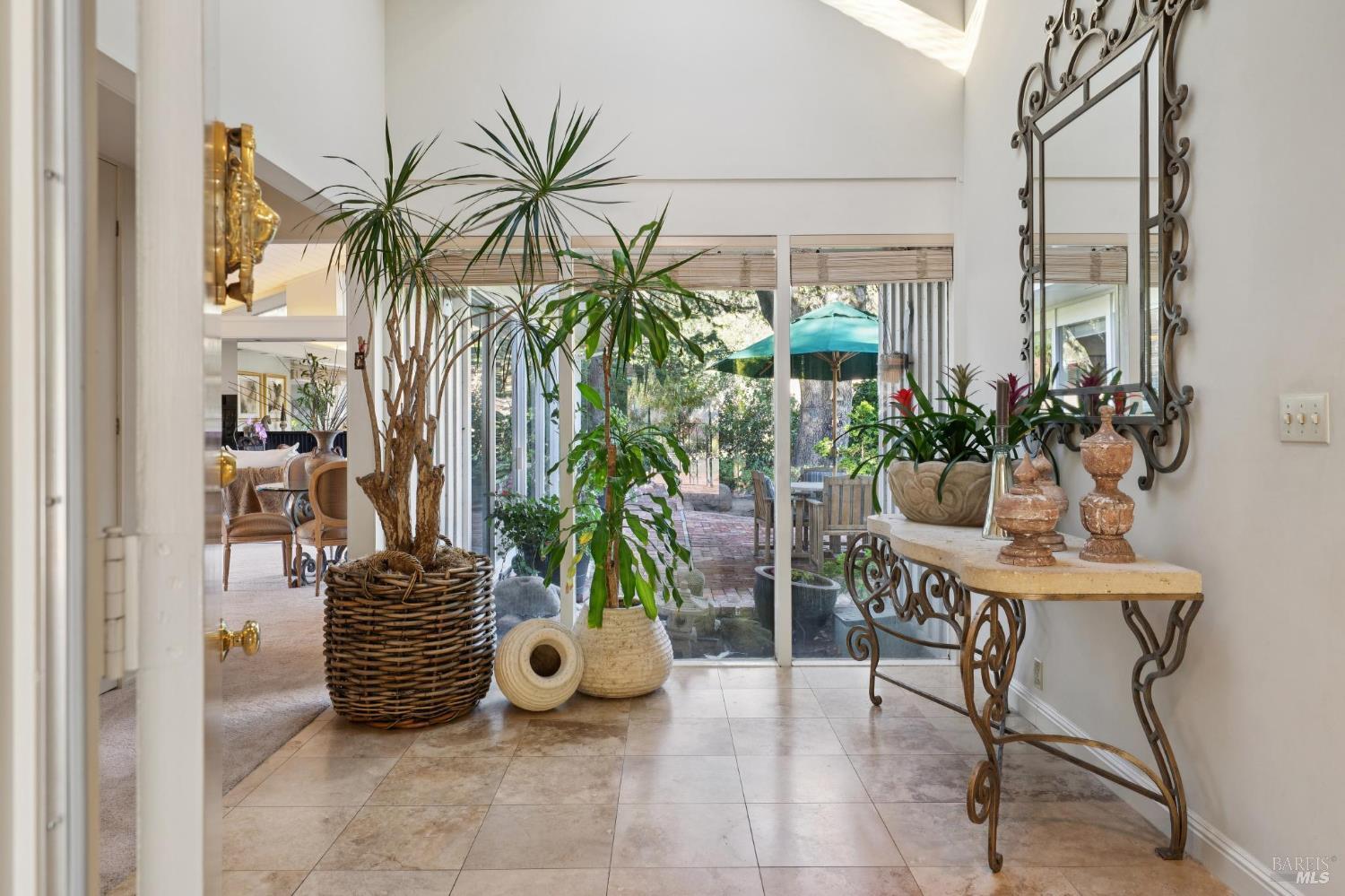 Detail Gallery Image 23 of 65 For 492 Fairway Dr, Novato,  CA 94949 - 3 Beds | 2/1 Baths