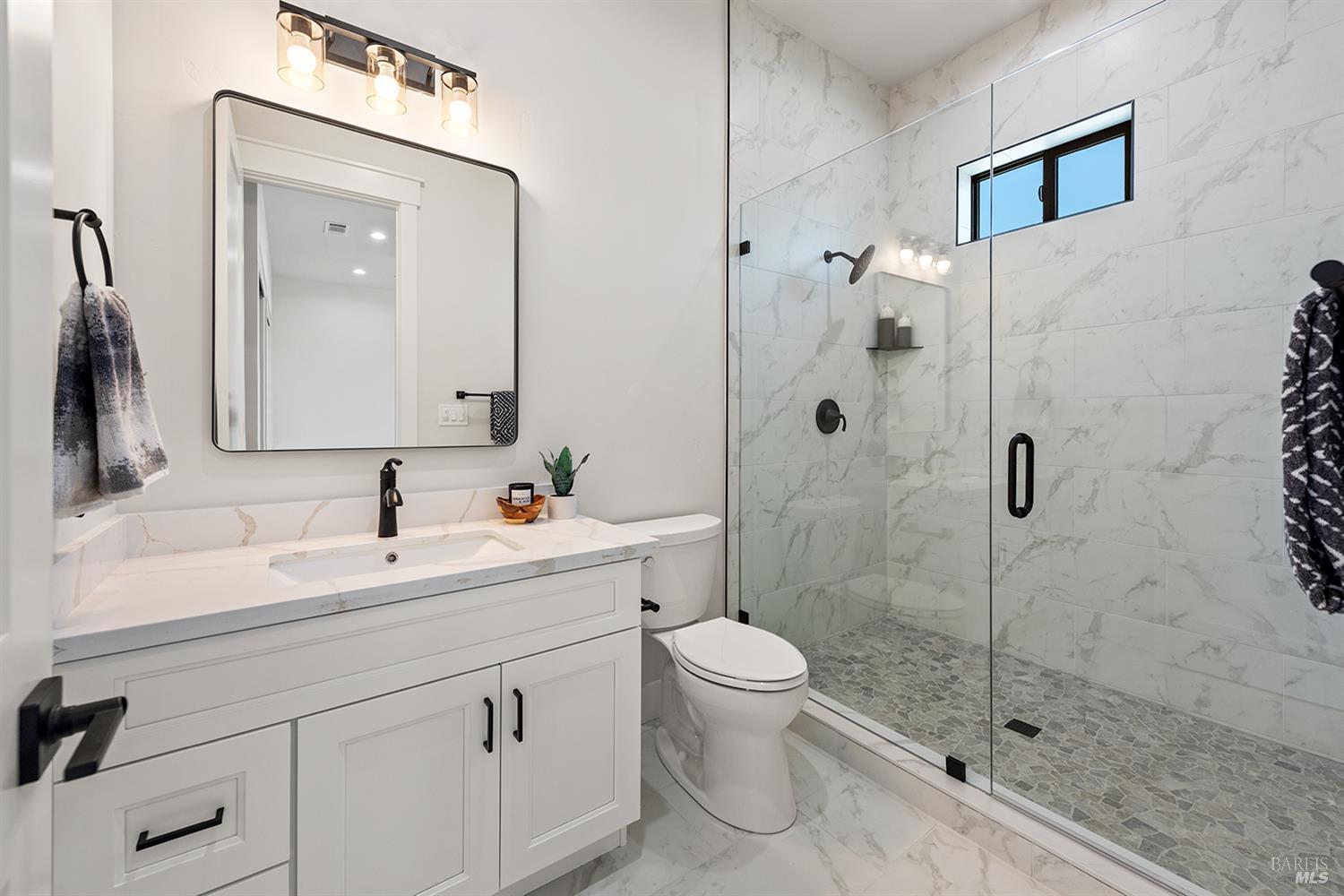 Detail Gallery Image 40 of 53 For 3749 Sawgrass Pl, Santa Rosa,  CA 95403 - 4 Beds | 4 Baths