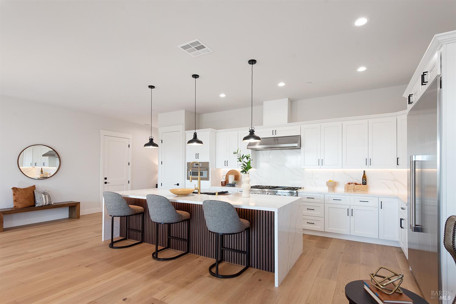 Detail Gallery Image 15 of 44 For 3763 Paxton Pl, Santa Rosa,  CA 95403 - 4 Beds | 4 Baths