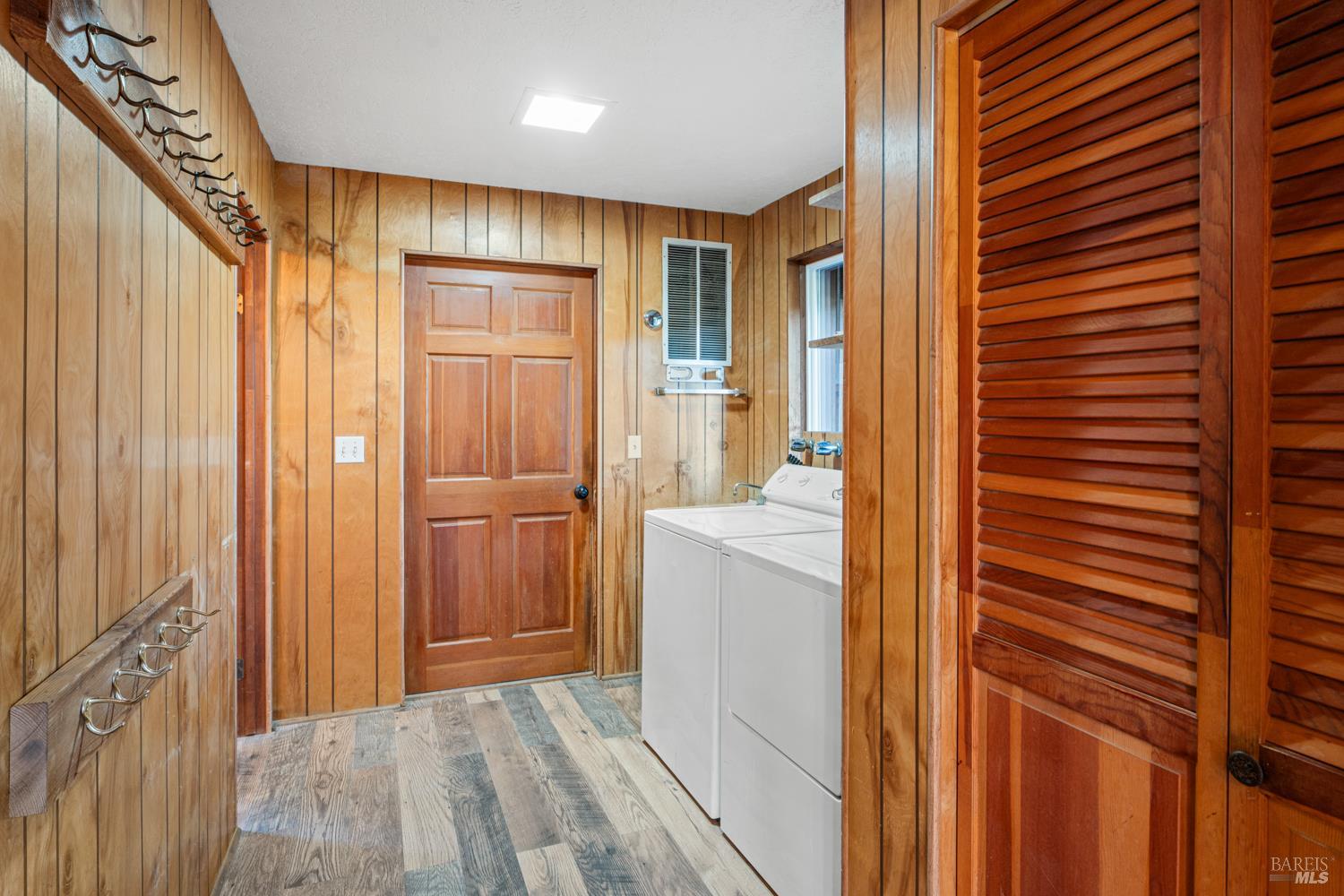 Detail Gallery Image 24 of 63 For 7680 Highway 128 Hwy, Philo,  CA 95466 - 3 Beds | 2/1 Baths