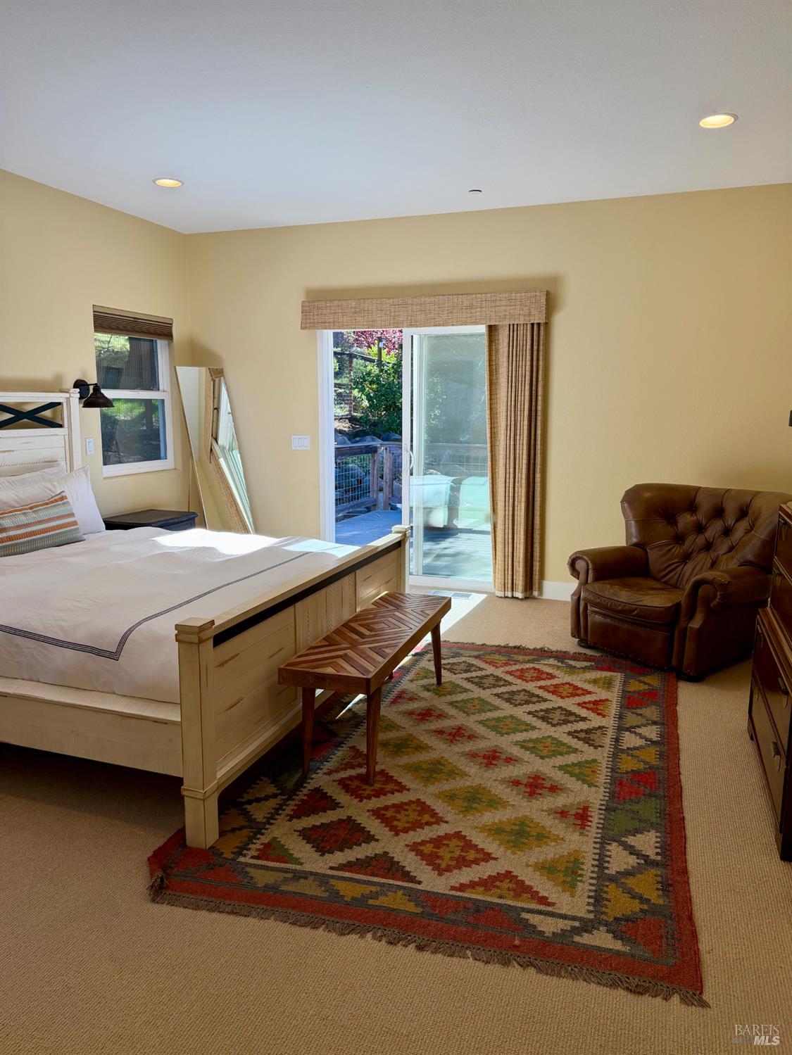 Detail Gallery Image 26 of 39 For 5240 Ne Hoyal Dr, Santa Rosa,  CA 95409 - 3 Beds | 2/1 Baths