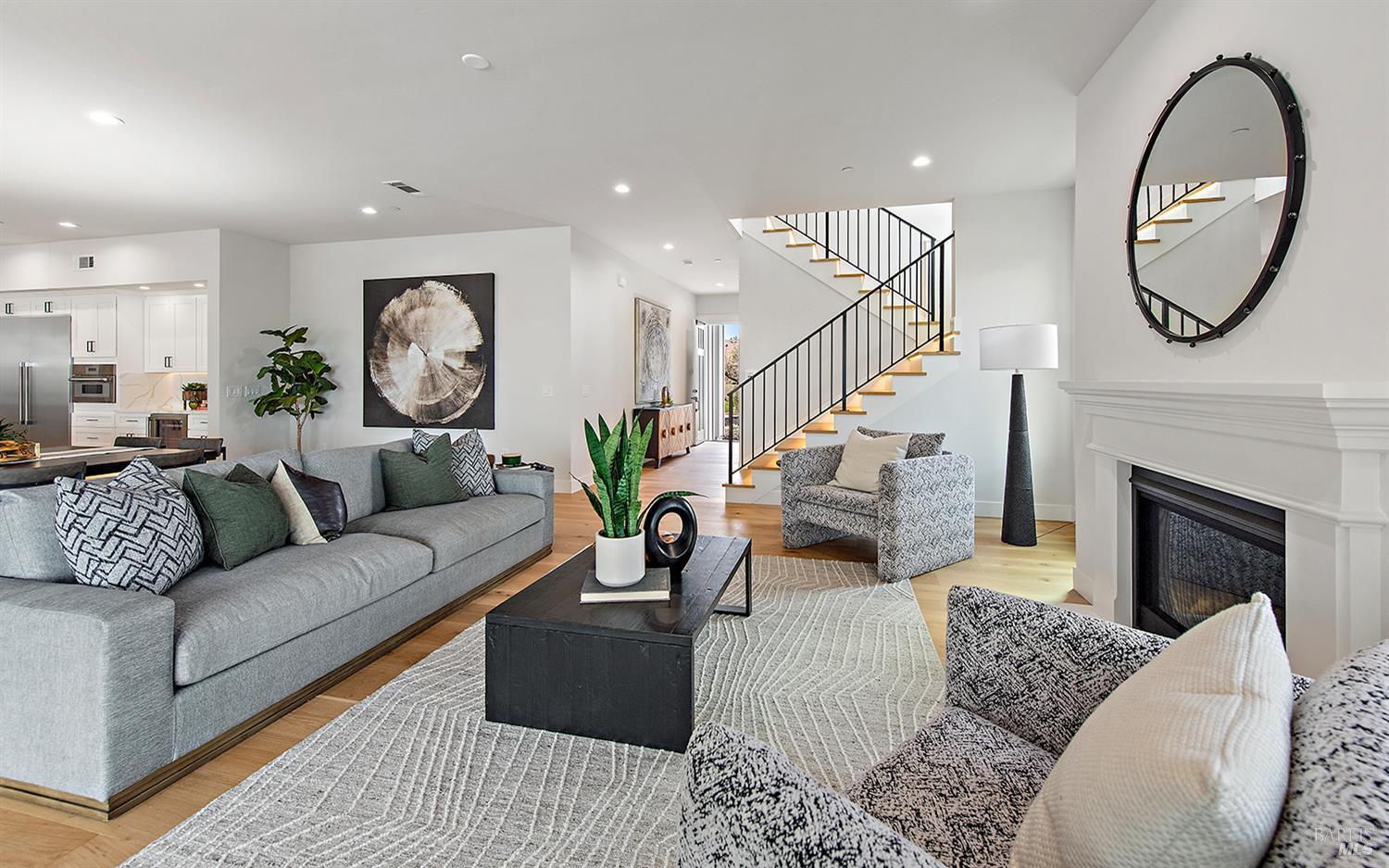 Detail Gallery Image 8 of 53 For 3749 Sawgrass Pl, Santa Rosa,  CA 95403 - 4 Beds | 4 Baths