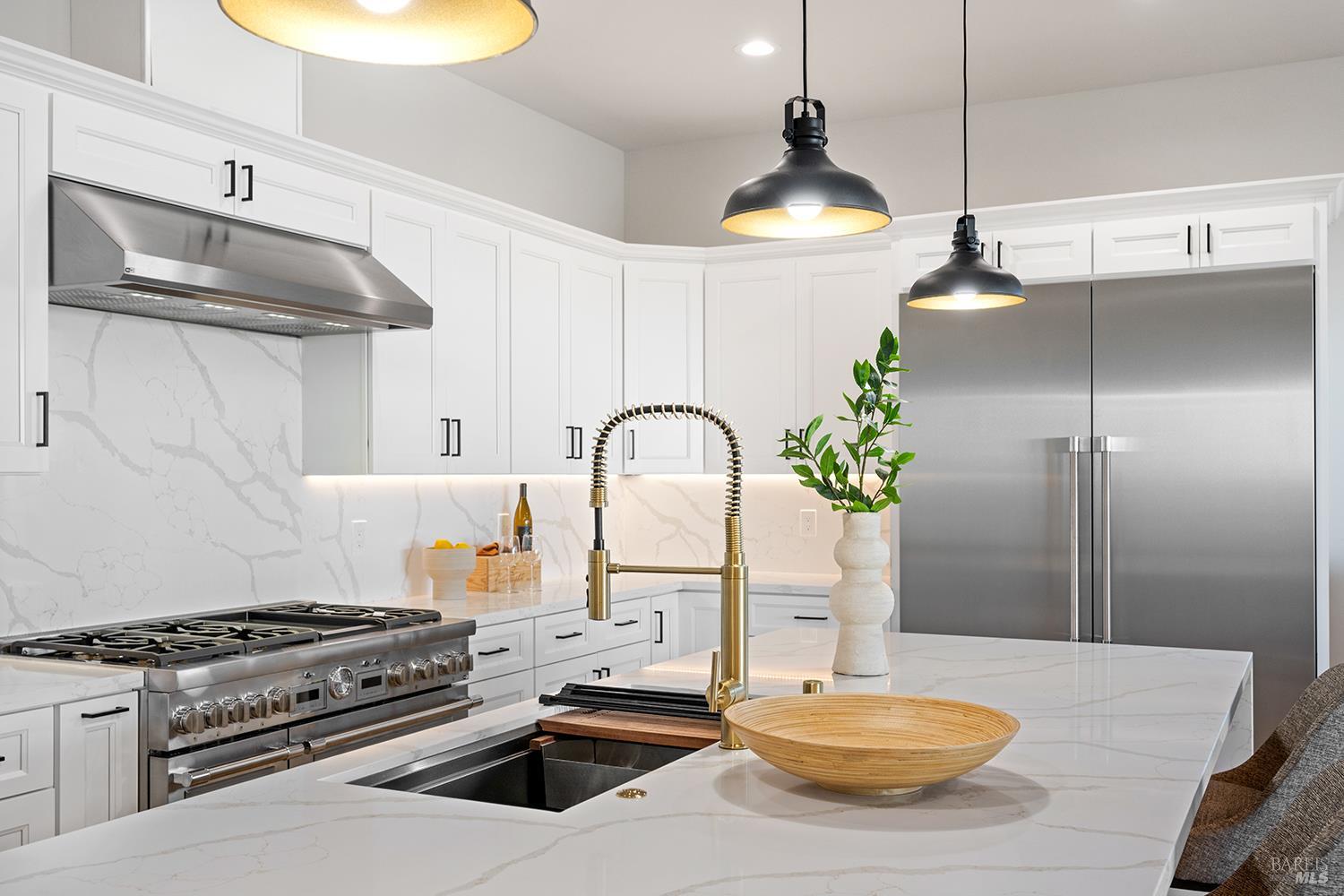 Detail Gallery Image 16 of 44 For 3763 Paxton Pl, Santa Rosa,  CA 95403 - 4 Beds | 4 Baths