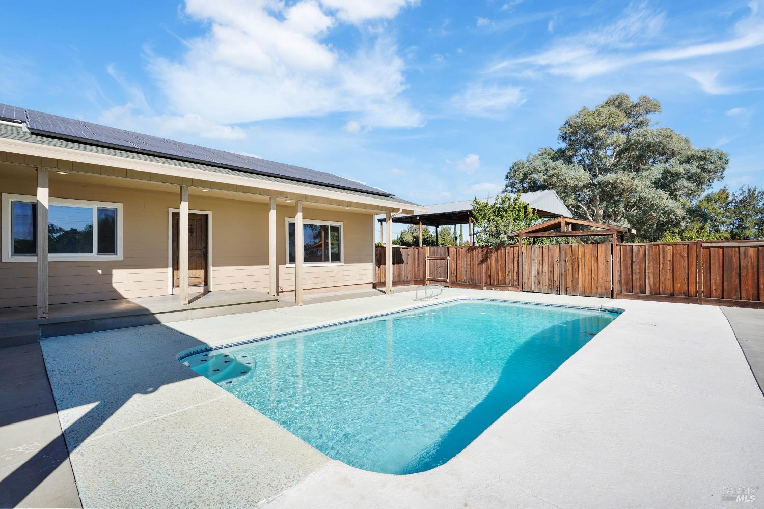 Detail Gallery Image 5 of 64 For 7208 Browns Valley Rd, Vacaville,  CA 95688 - 4 Beds | 3/1 Baths