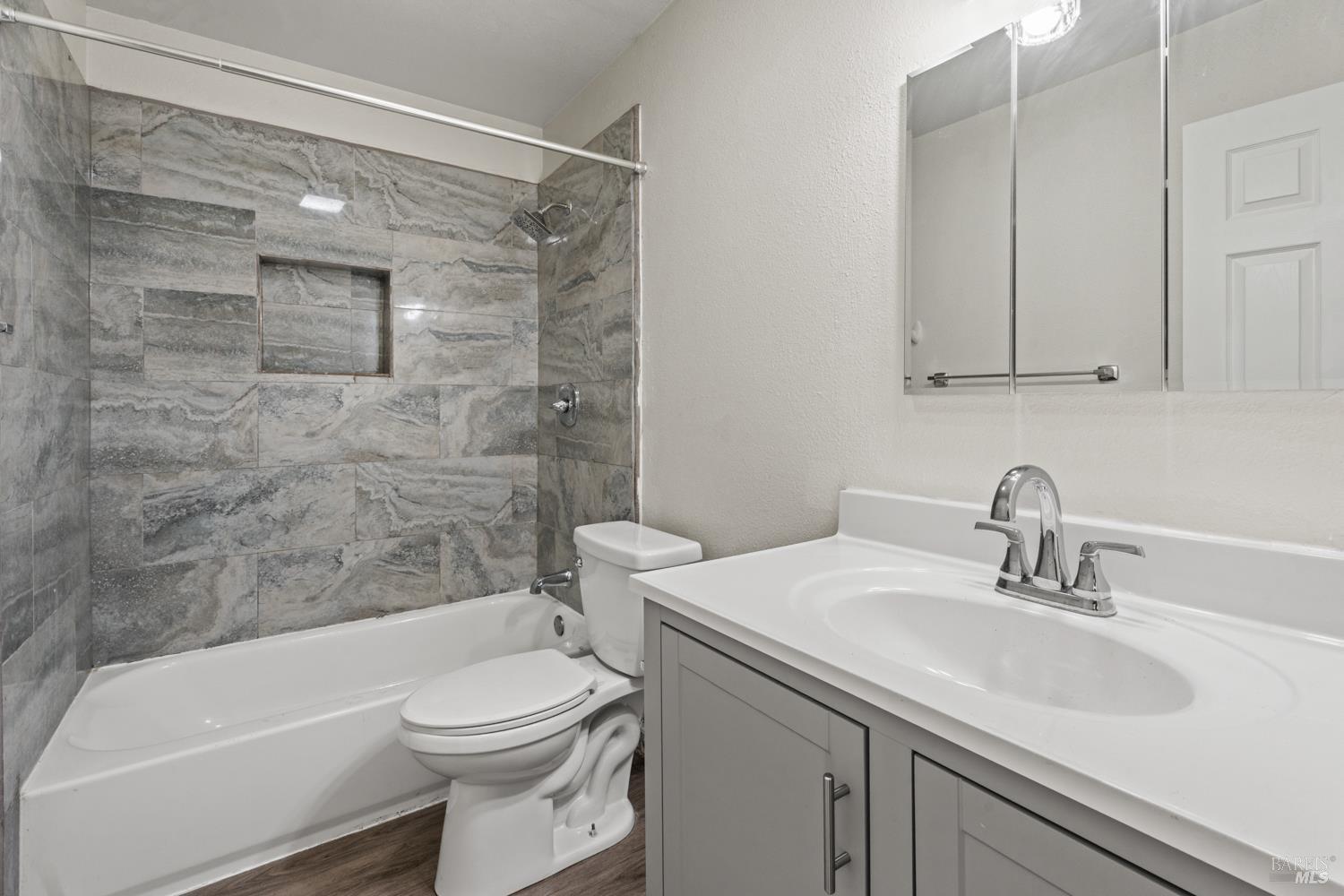 Detail Gallery Image 13 of 45 For 2020 S Dora St, Ukiah,  CA 95482 - – Beds | – Baths