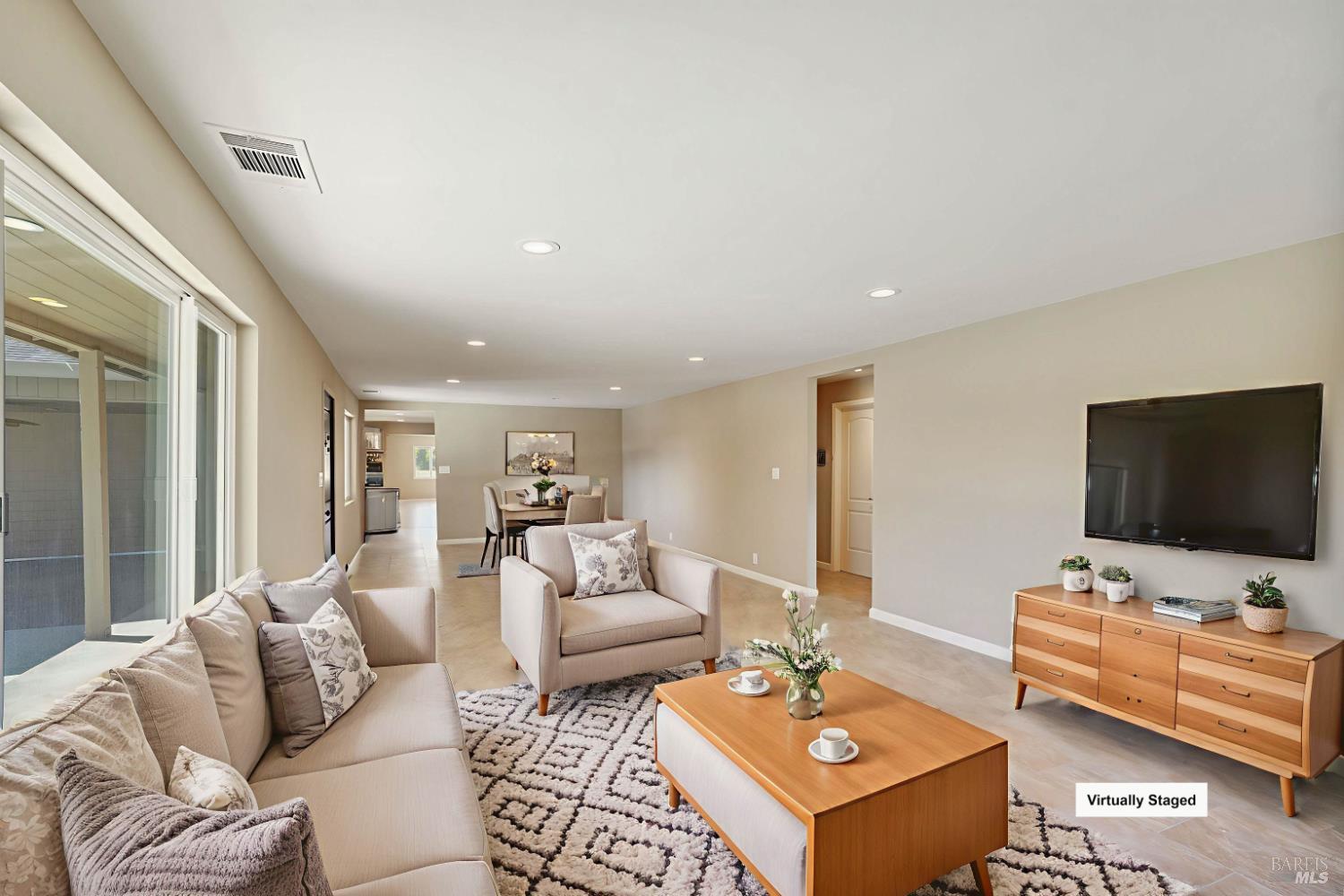 Detail Gallery Image 7 of 64 For 7208 Browns Valley Rd, Vacaville,  CA 95688 - 4 Beds | 3/1 Baths