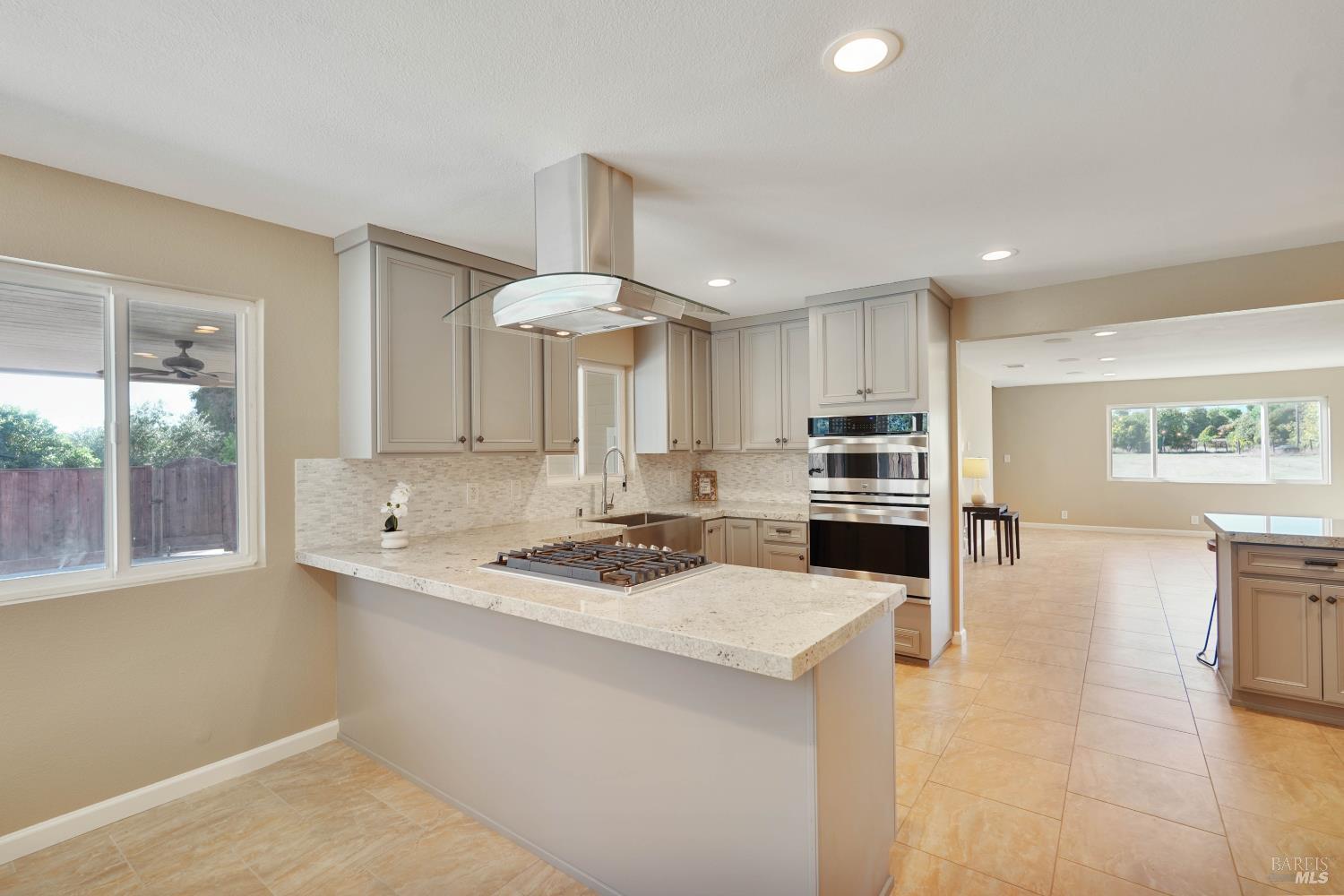 Detail Gallery Image 13 of 64 For 7208 Browns Valley Rd, Vacaville,  CA 95688 - 4 Beds | 3/1 Baths