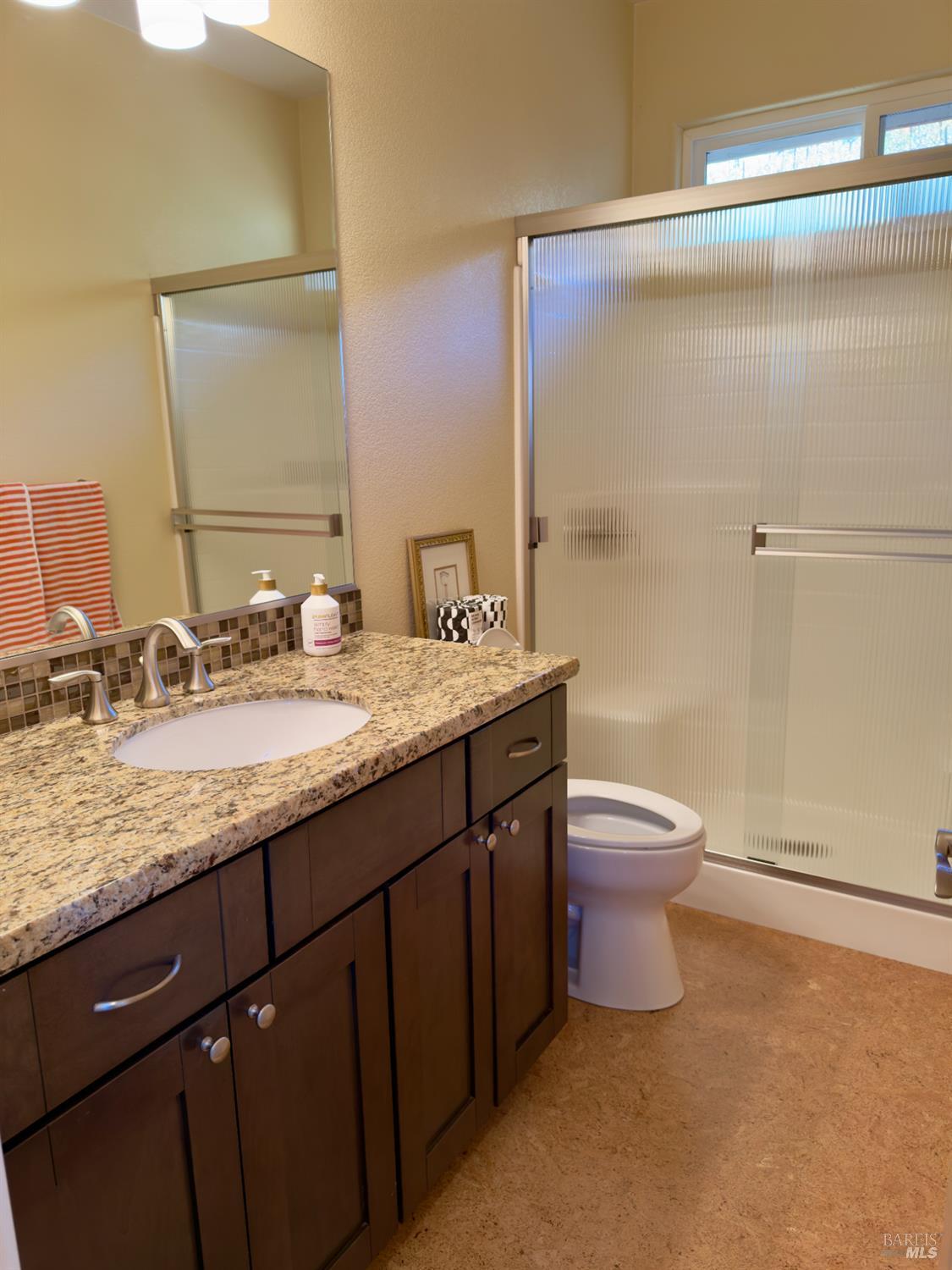 Detail Gallery Image 24 of 39 For 5240 Ne Hoyal Dr, Santa Rosa,  CA 95409 - 3 Beds | 2/1 Baths