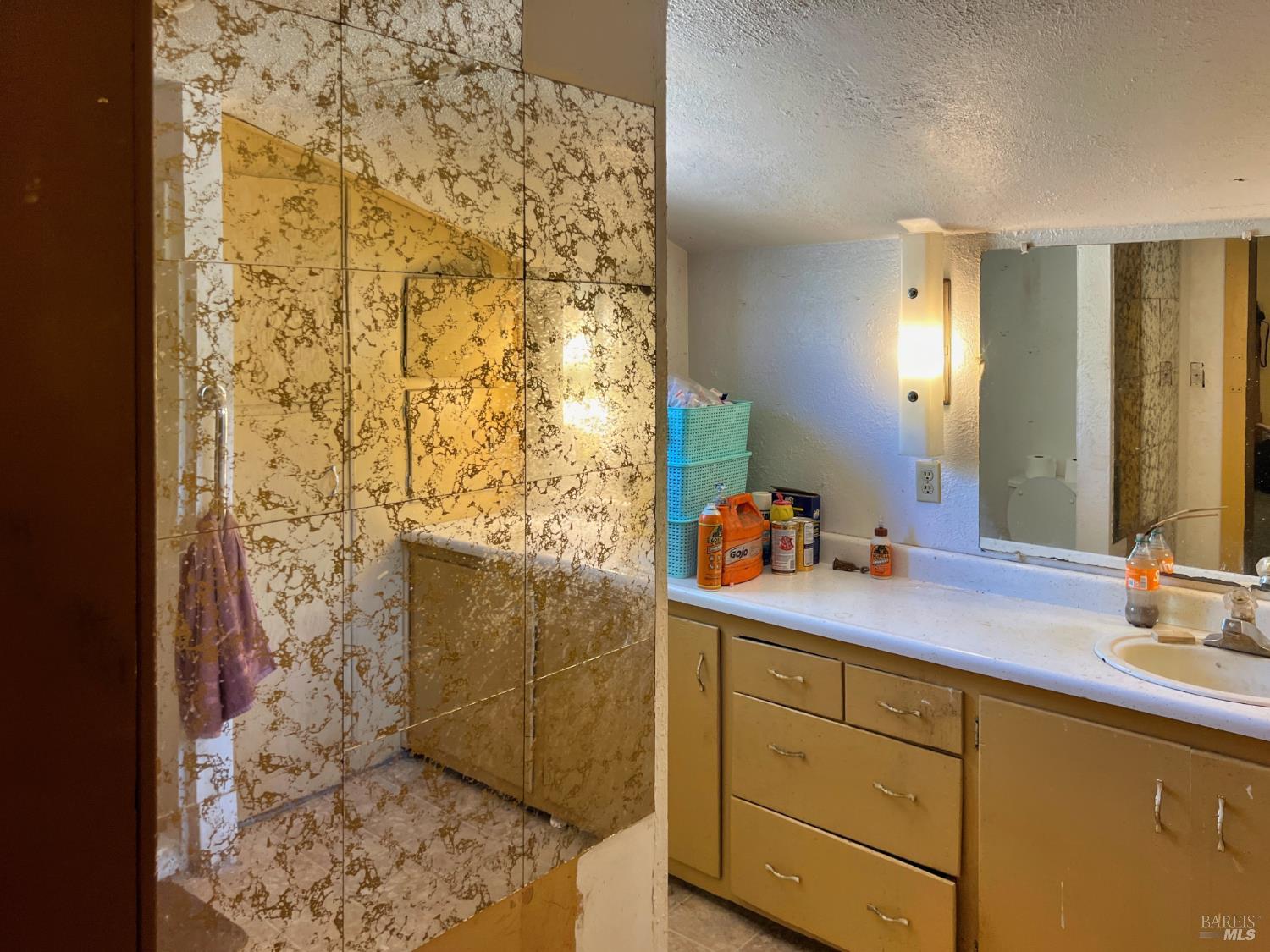 Detail Gallery Image 11 of 28 For 44170 Lakeview Ave, Laytonville,  CA 95454 - 3 Beds | 2 Baths