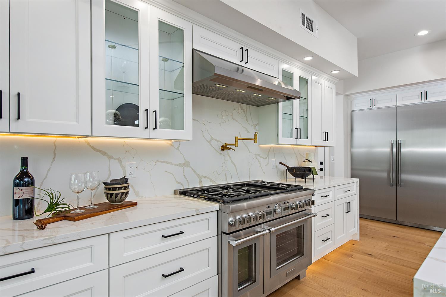 Detail Gallery Image 17 of 53 For 3749 Sawgrass Pl, Santa Rosa,  CA 95403 - 4 Beds | 4 Baths