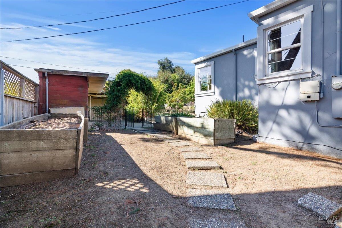 Detail Gallery Image 34 of 56 For 332 El Camino Real Unkn, Vallejo,  CA 94590 - 3 Beds | 2/1 Baths