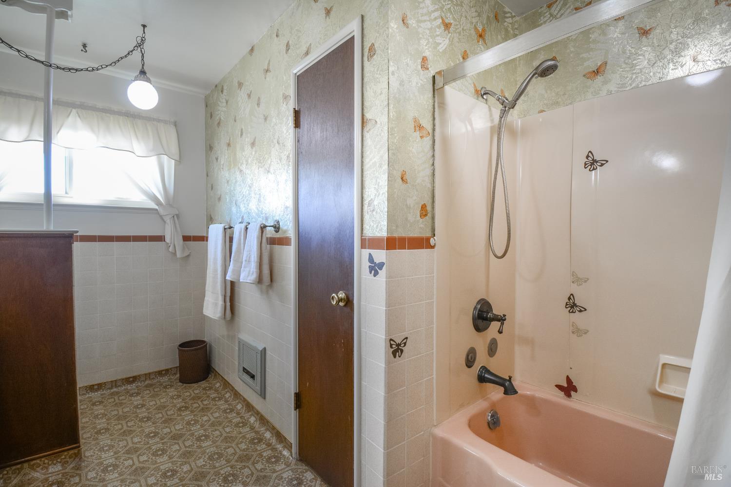 Detail Gallery Image 26 of 87 For 125 Acacia Way, Vallejo,  CA 94591 - 5 Beds | 2 Baths