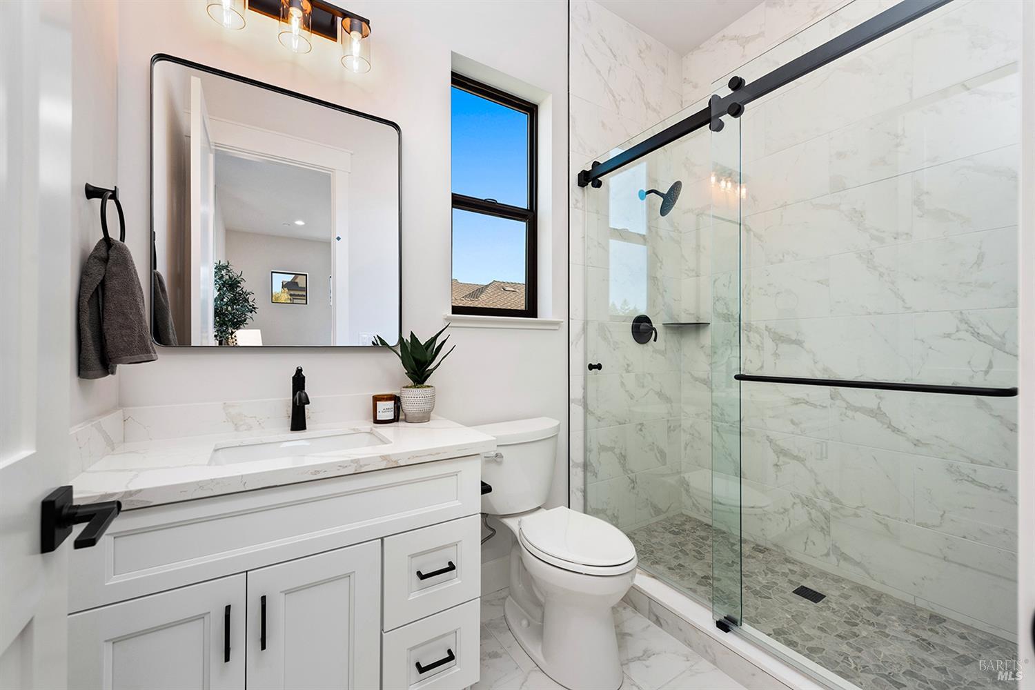 Detail Gallery Image 33 of 44 For 3763 Paxton Pl, Santa Rosa,  CA 95403 - 4 Beds | 4 Baths