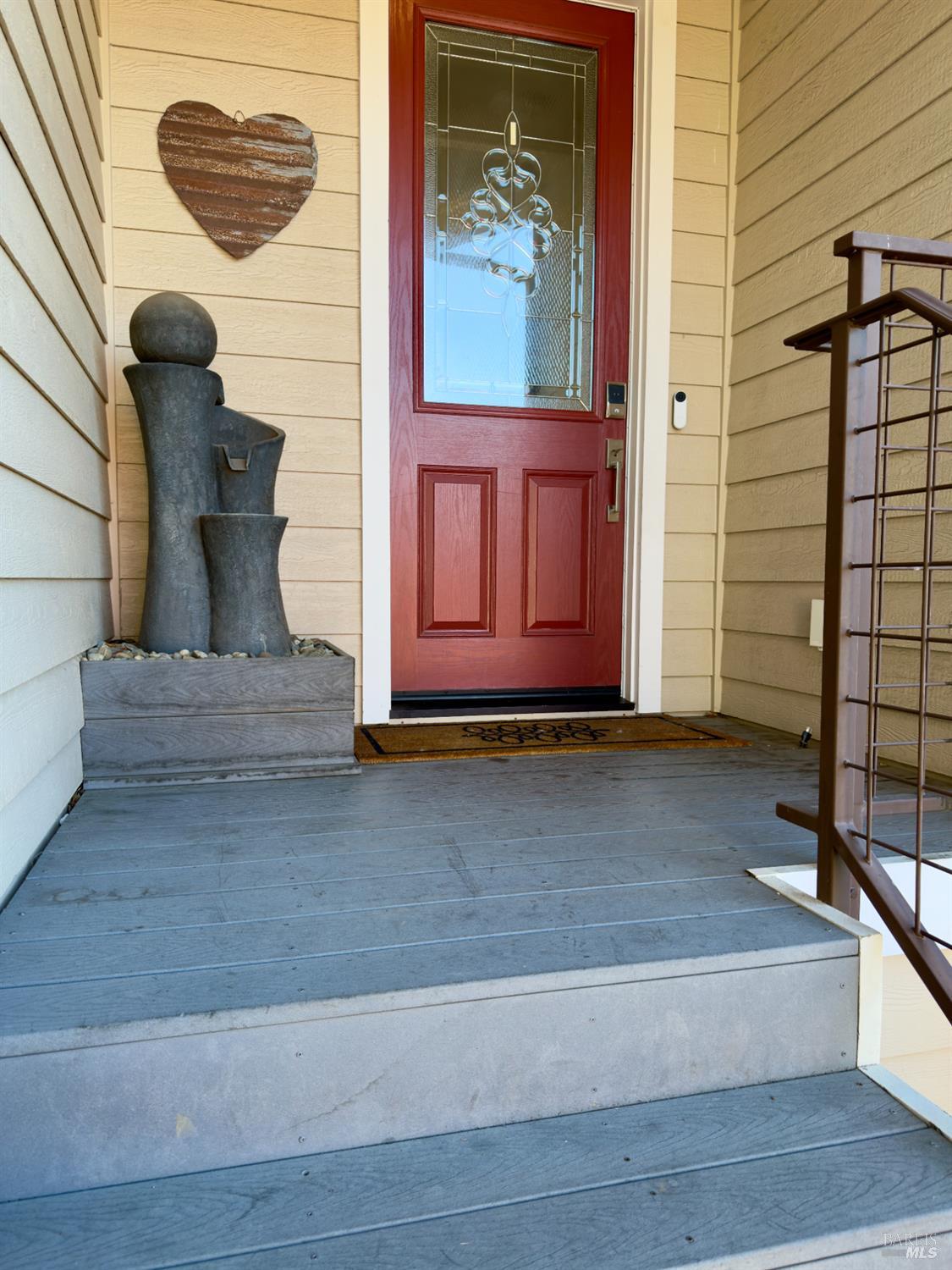 Detail Gallery Image 2 of 39 For 5240 Ne Hoyal Dr, Santa Rosa,  CA 95409 - 3 Beds | 2/1 Baths