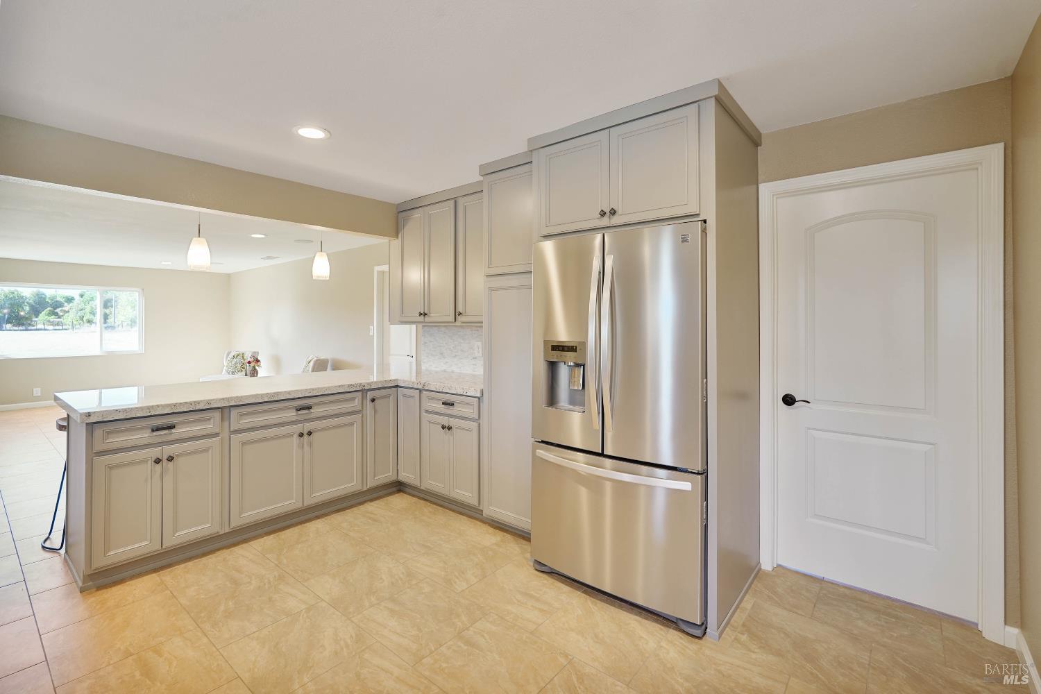 Detail Gallery Image 14 of 64 For 7208 Browns Valley Rd, Vacaville,  CA 95688 - 4 Beds | 3/1 Baths