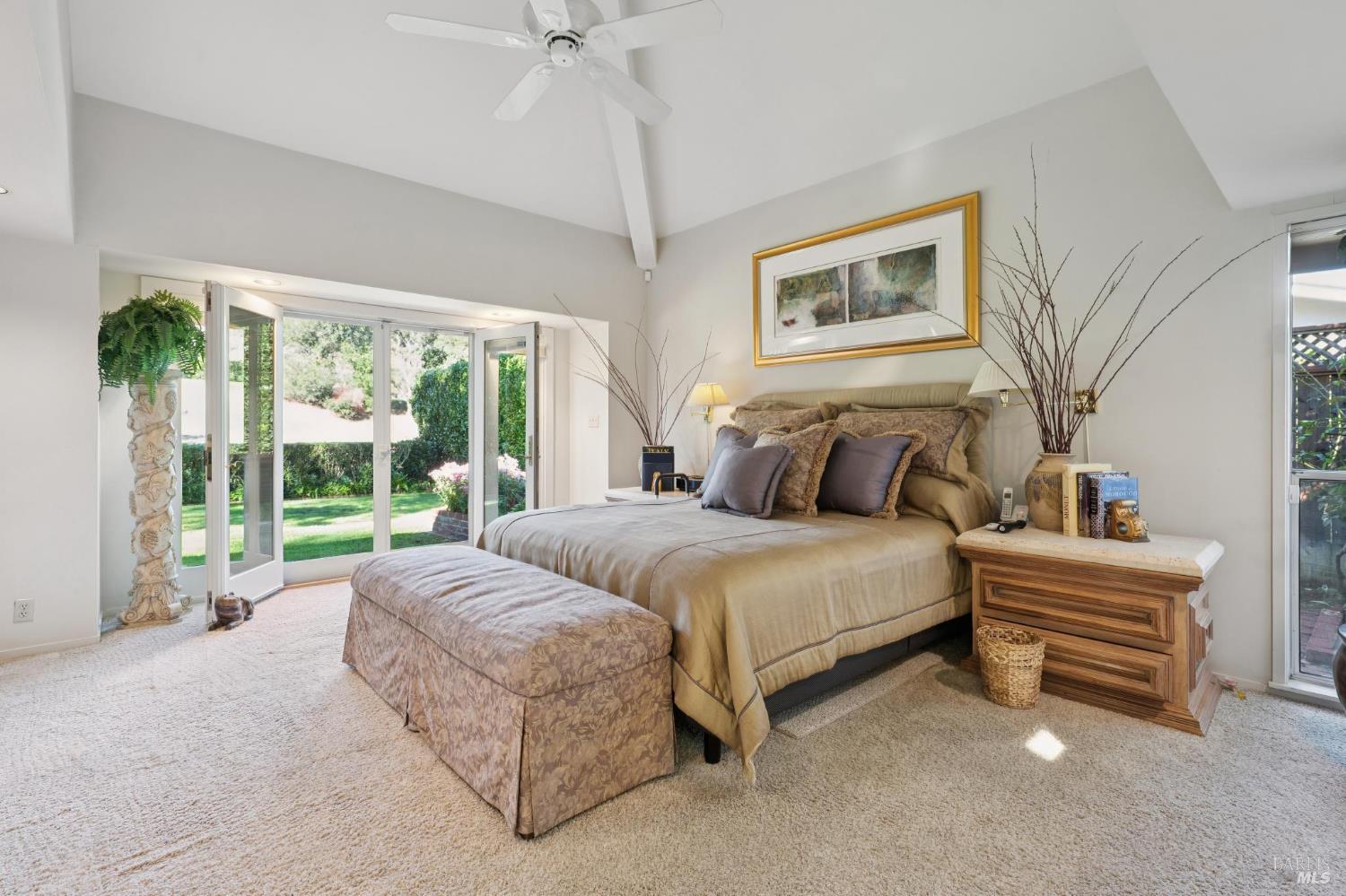 Detail Gallery Image 13 of 65 For 492 Fairway Dr, Novato,  CA 94949 - 3 Beds | 2/1 Baths