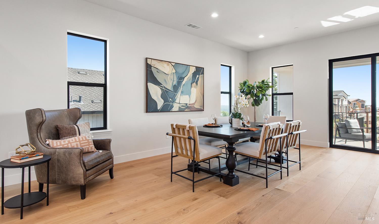 Detail Gallery Image 20 of 44 For 3763 Paxton Pl, Santa Rosa,  CA 95403 - 4 Beds | 4 Baths