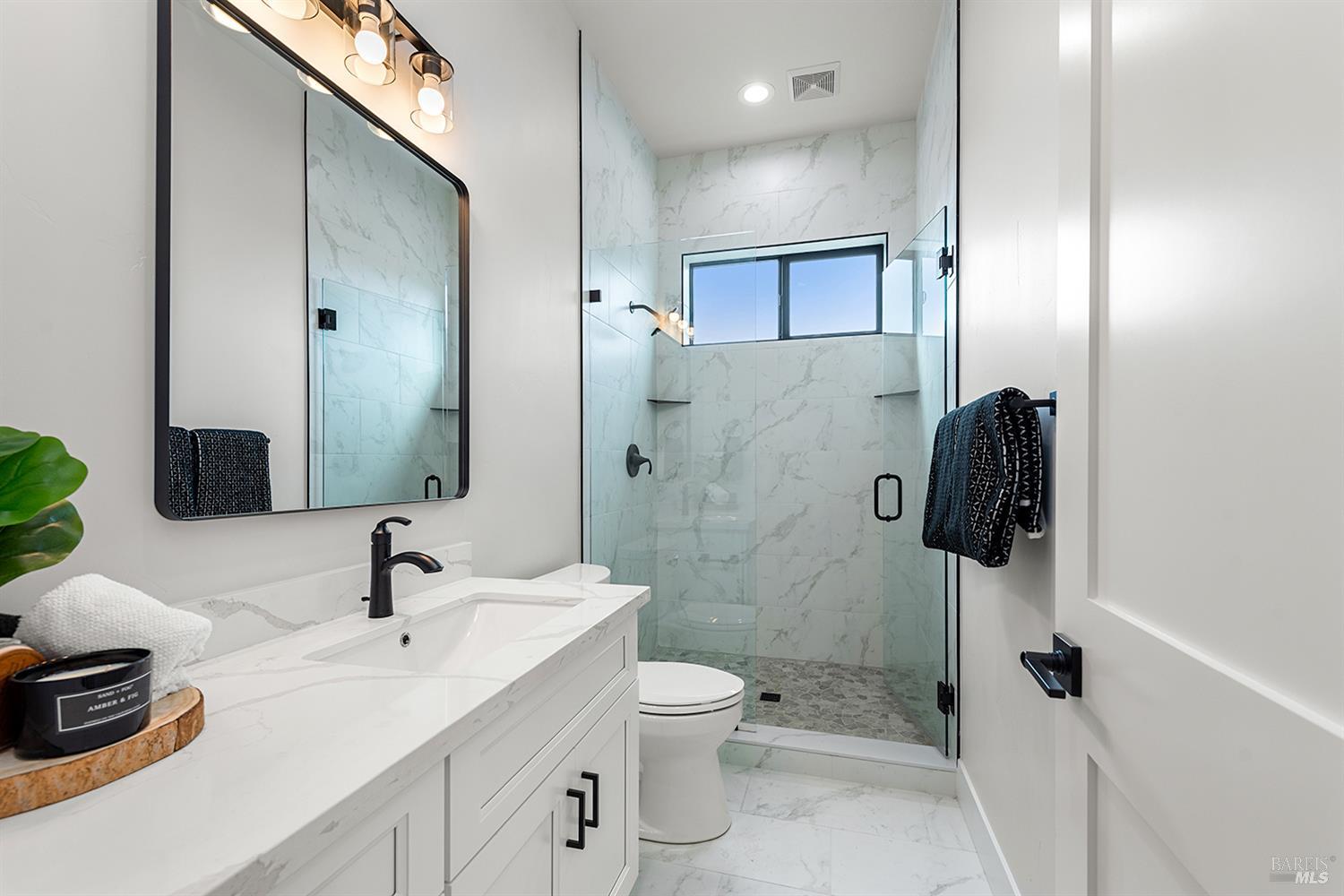 Detail Gallery Image 26 of 53 For 3749 Sawgrass Pl, Santa Rosa,  CA 95403 - 4 Beds | 4 Baths