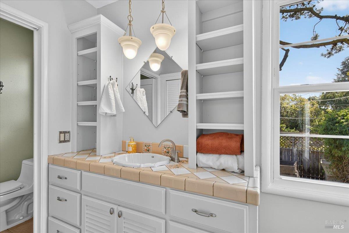 Detail Gallery Image 24 of 56 For 332 El Camino Real Unkn, Vallejo,  CA 94590 - 3 Beds | 2/1 Baths