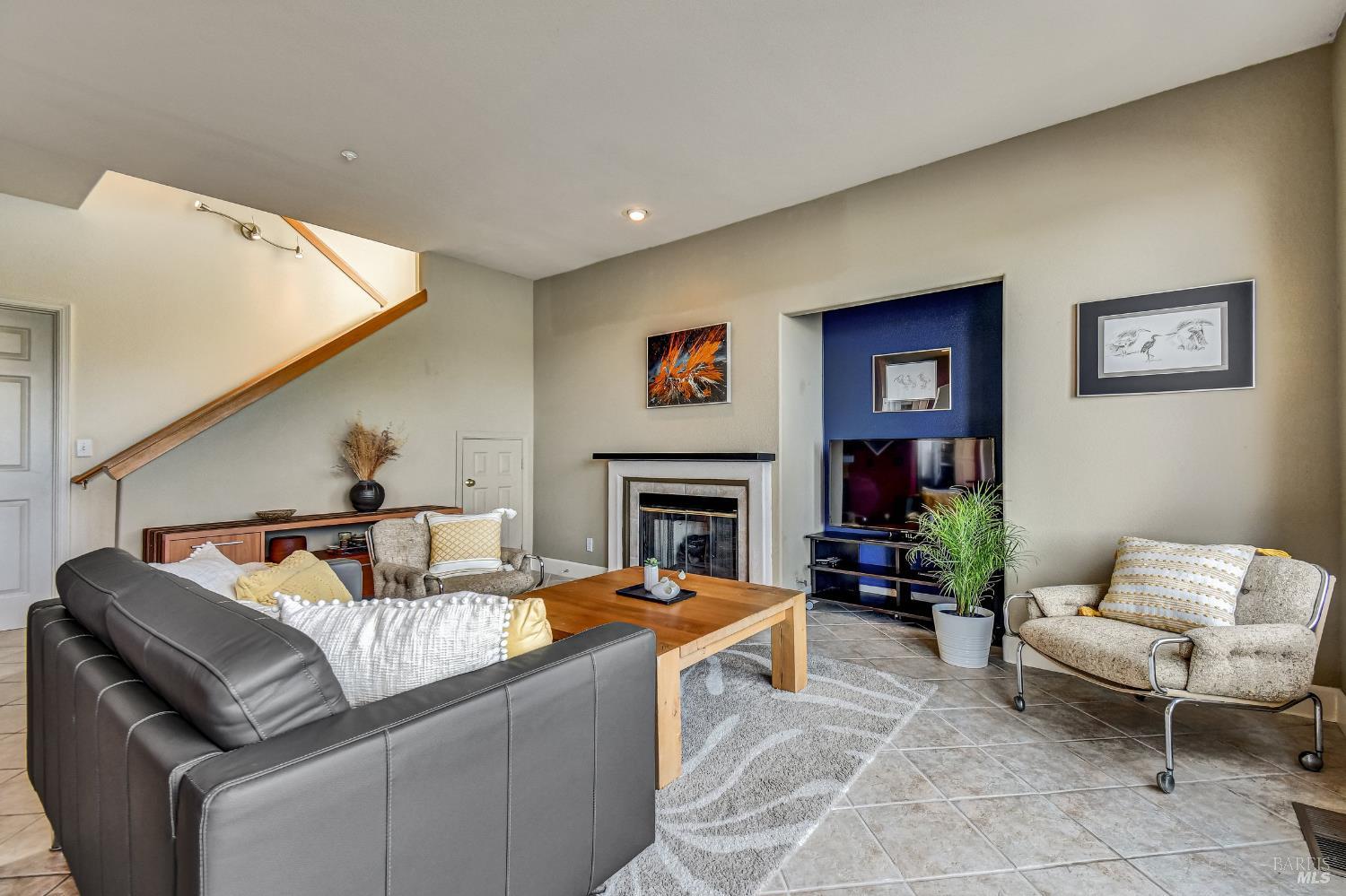 Detail Gallery Image 17 of 35 For Address Is Not Disclosed, San Rafael,  CA 94901 - 3 Beds | 2/1 Baths