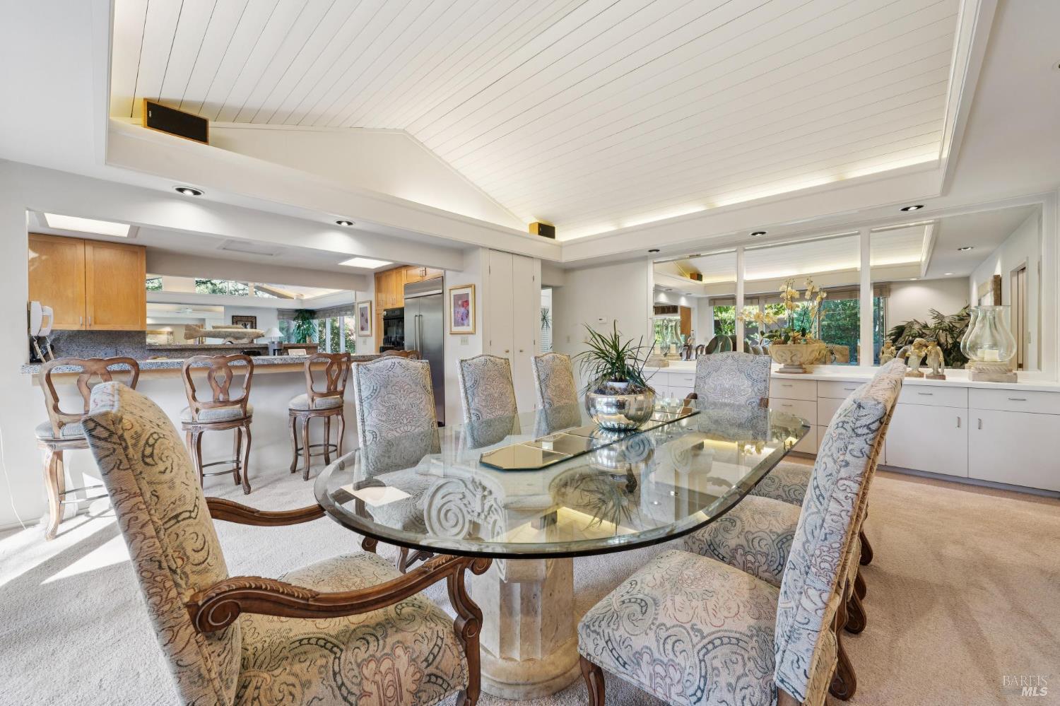 Detail Gallery Image 38 of 65 For 492 Fairway Dr, Novato,  CA 94949 - 3 Beds | 2/1 Baths