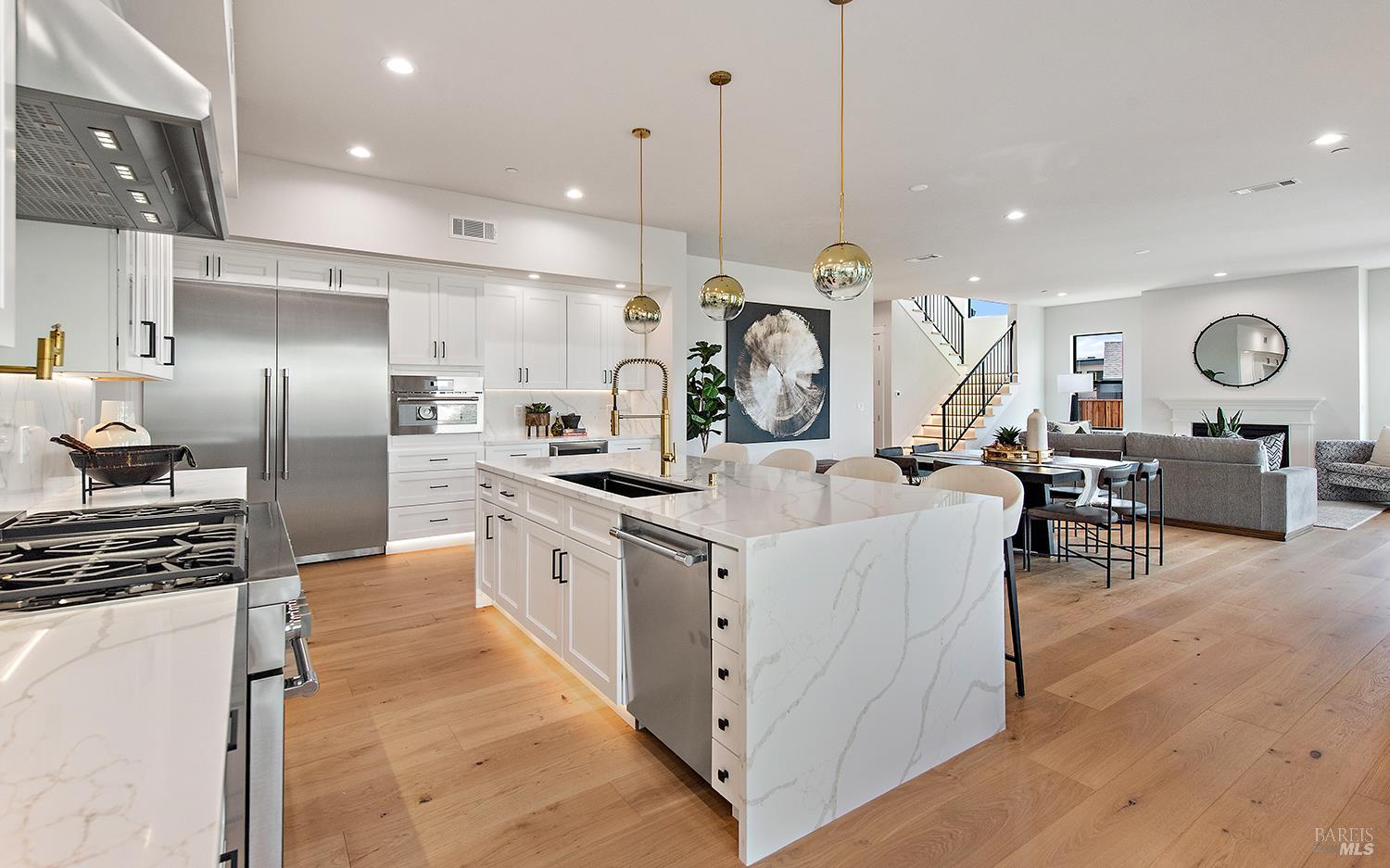 Detail Gallery Image 20 of 53 For 3749 Sawgrass Pl, Santa Rosa,  CA 95403 - 4 Beds | 4 Baths