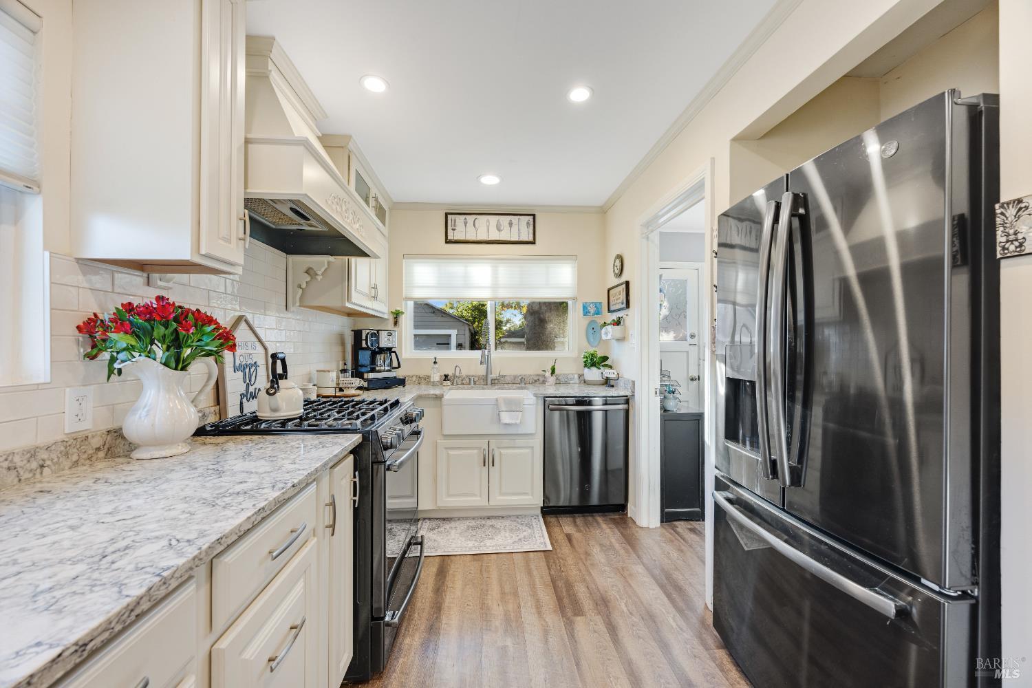 Detail Gallery Image 21 of 53 For 529 Macklyn Ave, Santa Rosa,  CA 95405 - 2 Beds | 1 Baths