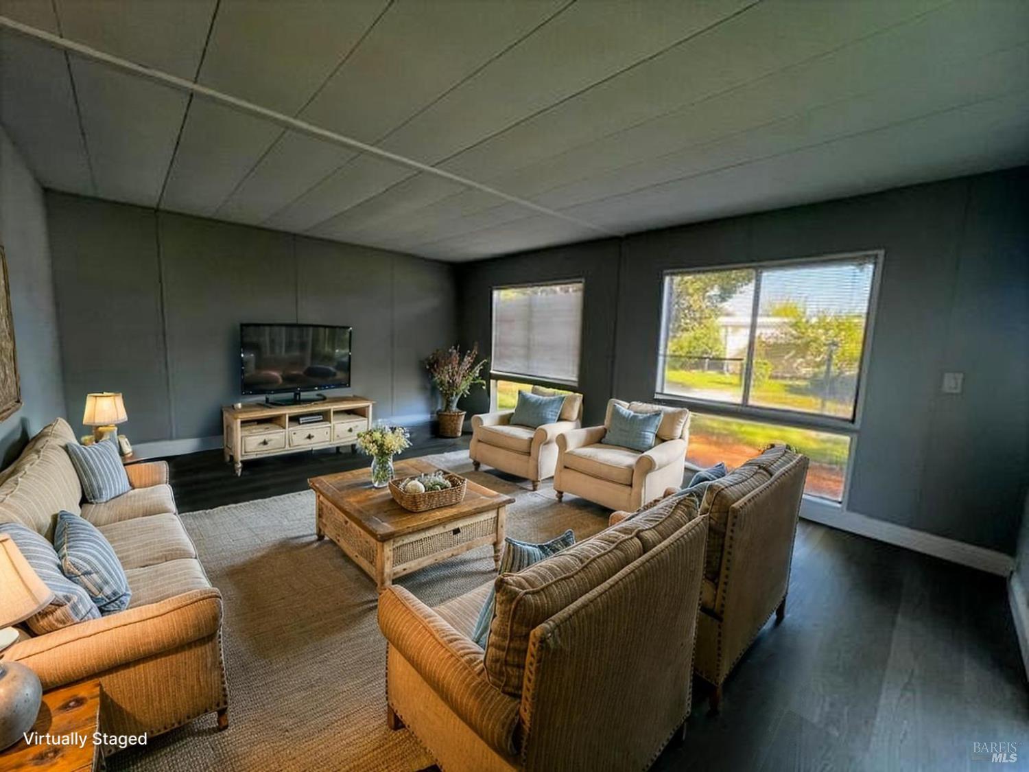 Detail Gallery Image 5 of 35 For 270 Manuella Ln, Sonoma,  CA 95476 - 2 Beds | 2 Baths