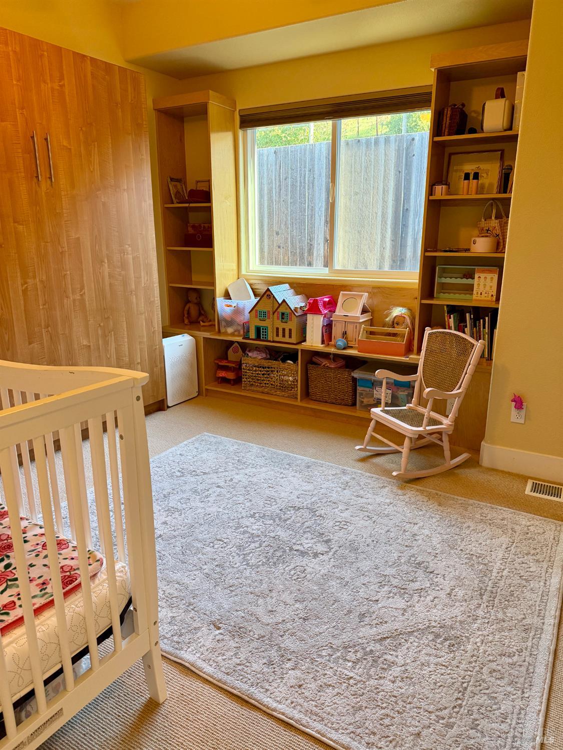 Detail Gallery Image 20 of 39 For 5240 Ne Hoyal Dr, Santa Rosa,  CA 95409 - 3 Beds | 2/1 Baths