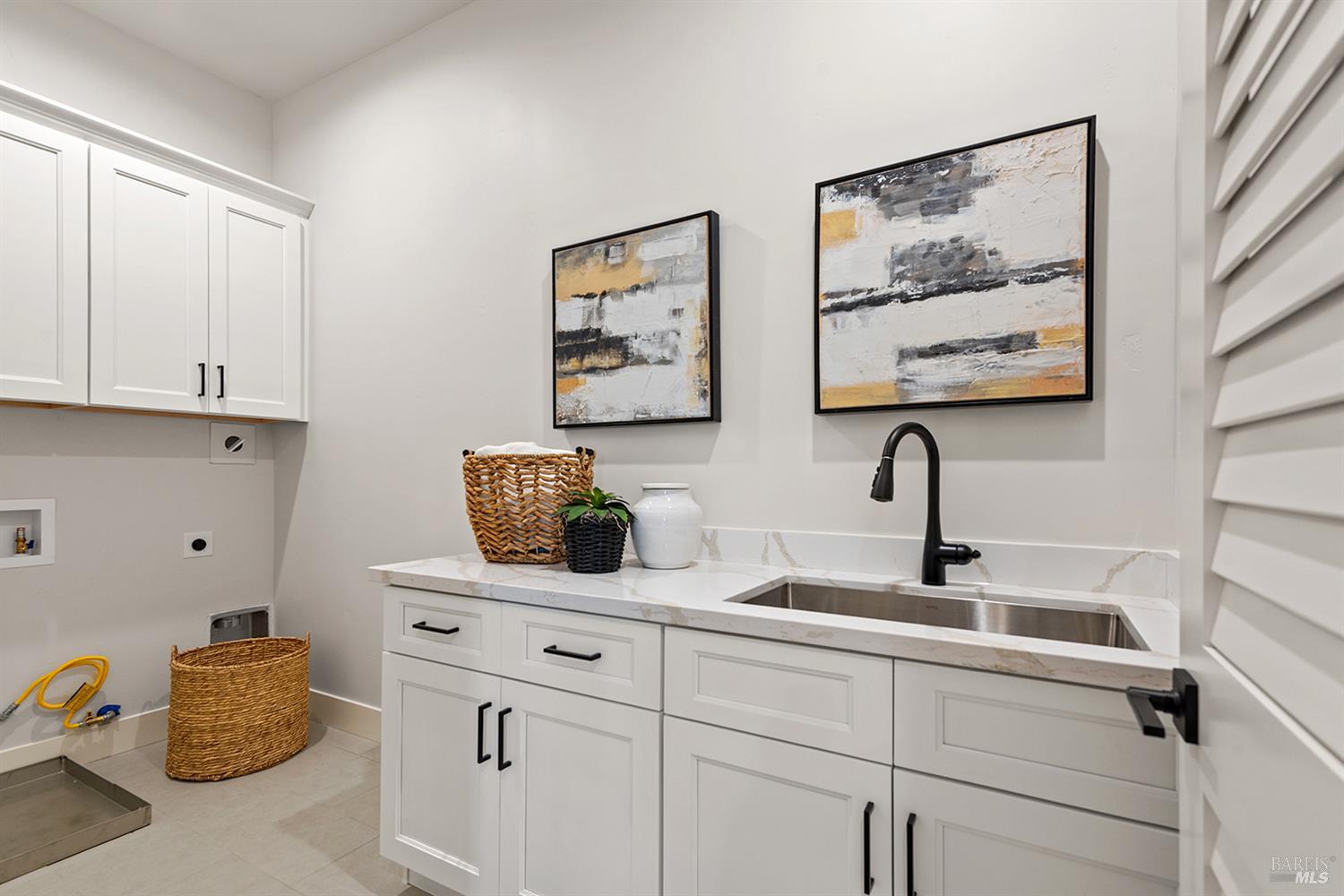 Detail Gallery Image 43 of 53 For 3749 Sawgrass Pl, Santa Rosa,  CA 95403 - 4 Beds | 4 Baths