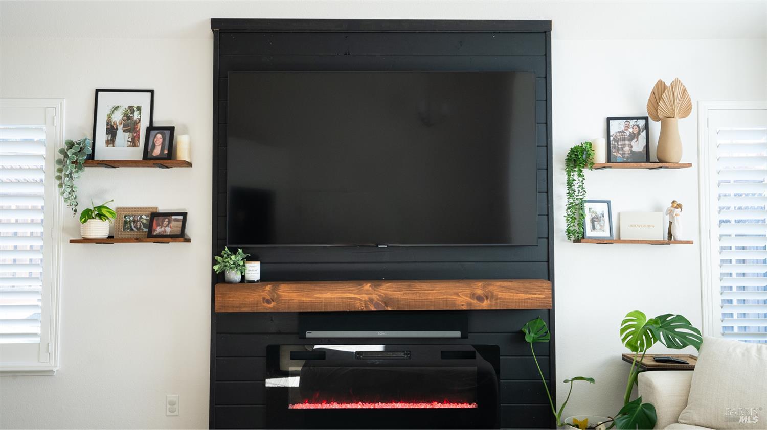 Detail Gallery Image 15 of 28 For 284 Flametree Cir, Windsor,  CA 95492 - 3 Beds | 2 Baths