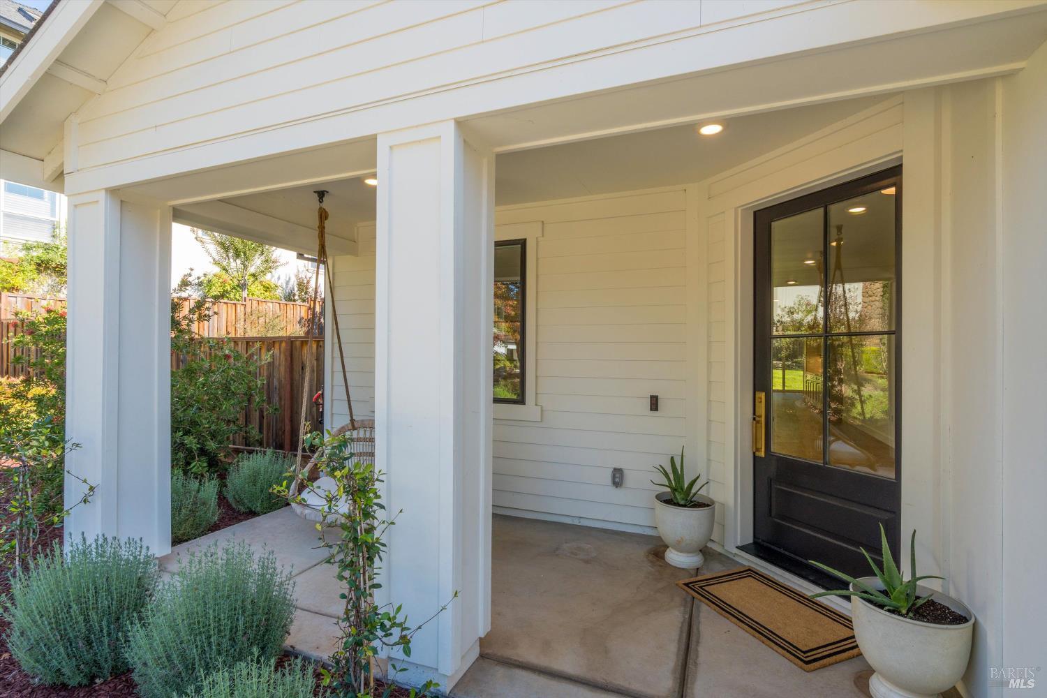 Detail Gallery Image 10 of 87 For 1980 Bent Tree Pl, Santa Rosa,  CA 95404 - 4 Beds | 3 Baths