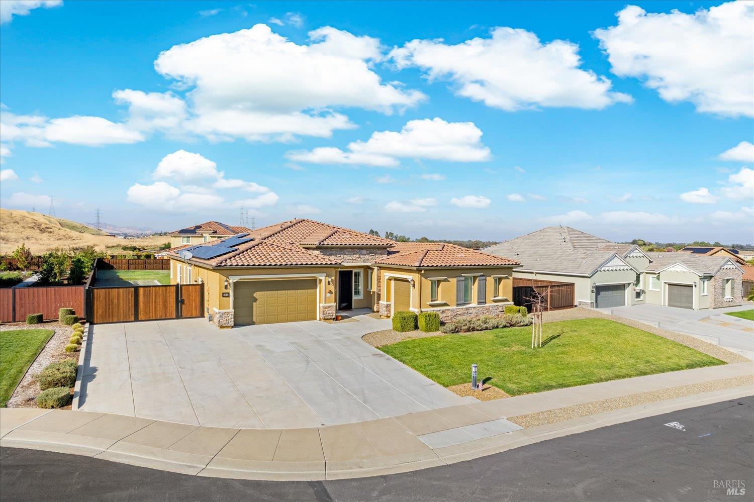 Detail Gallery Image 85 of 97 For 6012 Peacock Ct, Vacaville,  CA 95688 - 3 Beds | 3/1 Baths