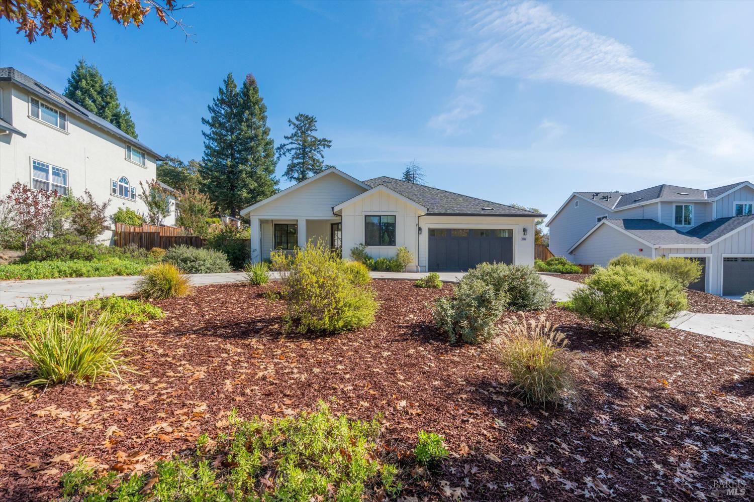 Detail Gallery Image 4 of 87 For 1980 Bent Tree Pl, Santa Rosa,  CA 95404 - 4 Beds | 3 Baths