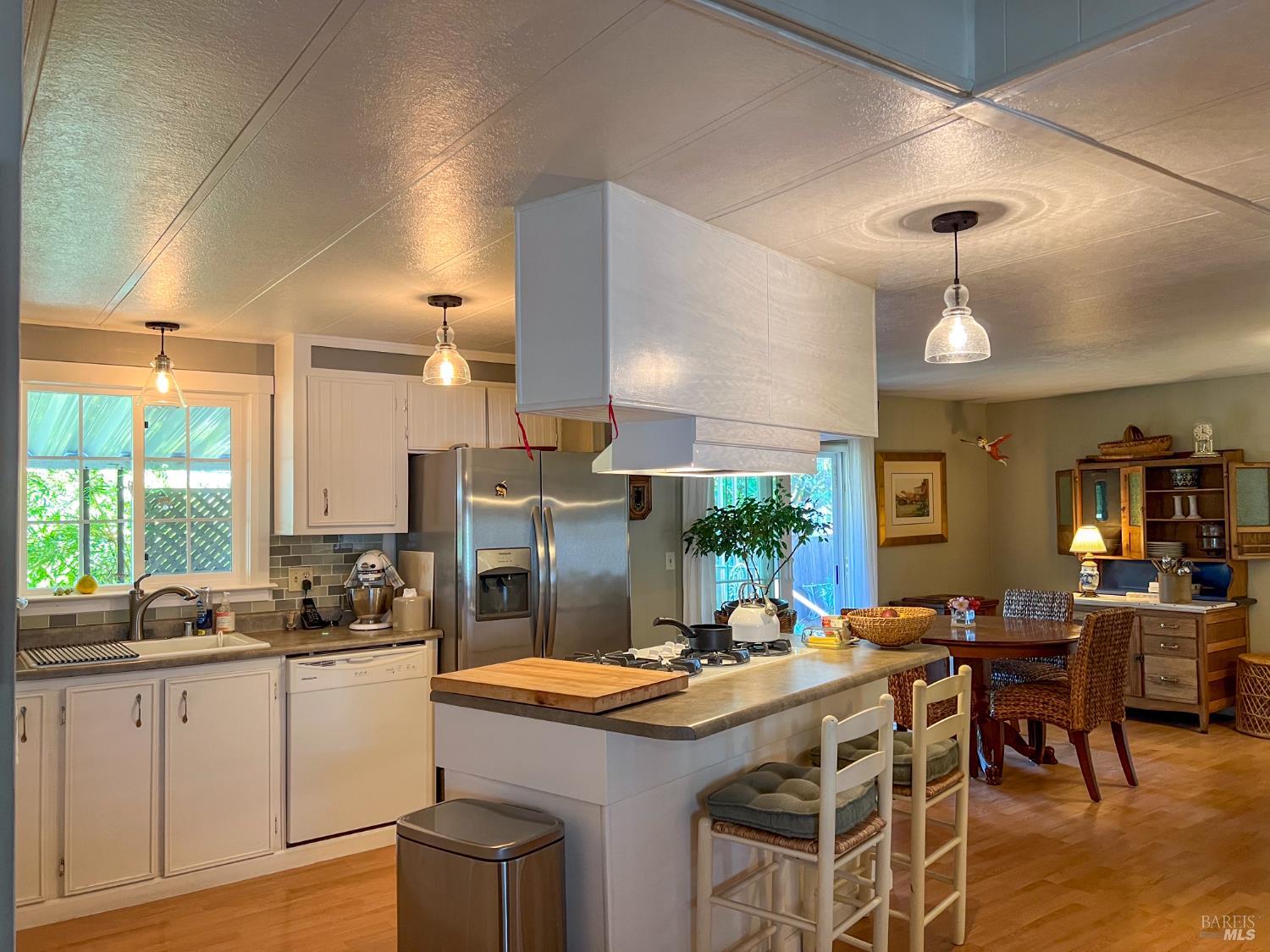 Detail Gallery Image 7 of 39 For 106 Drake Mews # 106 Unkn, Sonoma,  CA 95476 - 2 Beds | 2 Baths