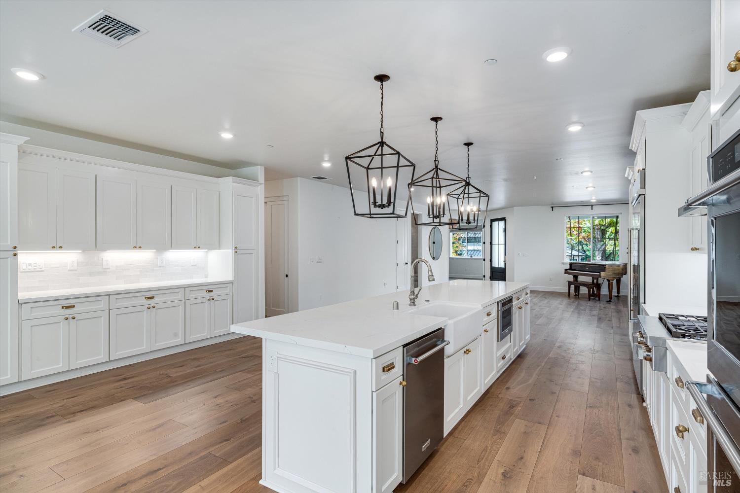 Detail Gallery Image 38 of 87 For 1980 Bent Tree Pl, Santa Rosa,  CA 95404 - 4 Beds | 3 Baths