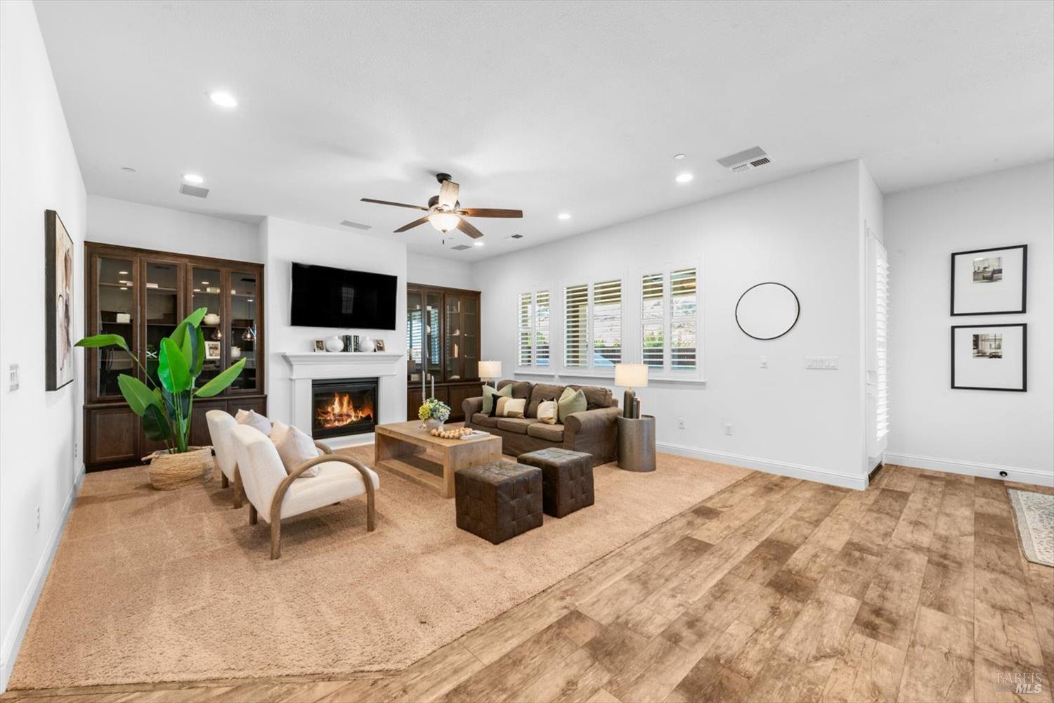 Detail Gallery Image 20 of 97 For 6012 Peacock Ct, Vacaville,  CA 95688 - 3 Beds | 3/1 Baths